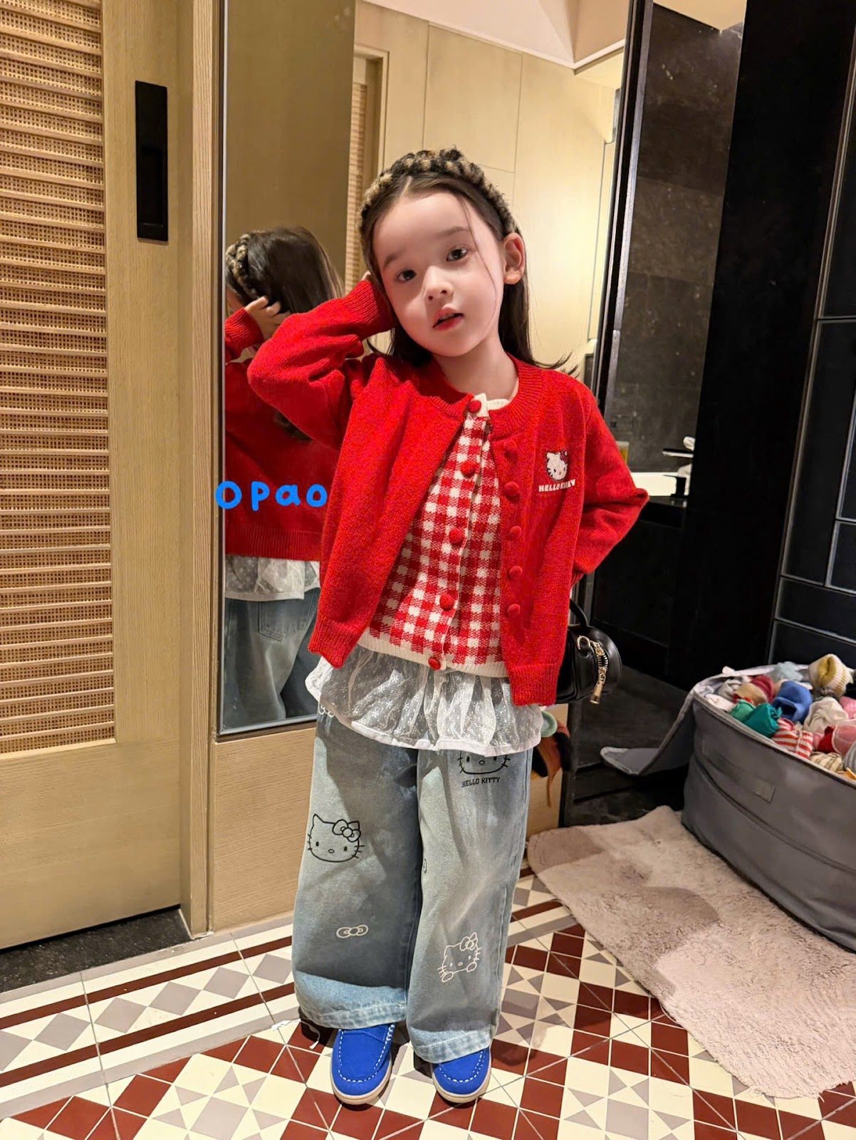 OP120 - Áo cardigan len thêu mèo Kitty màu đỏ hãng Opao 10109 (Sz90-130)