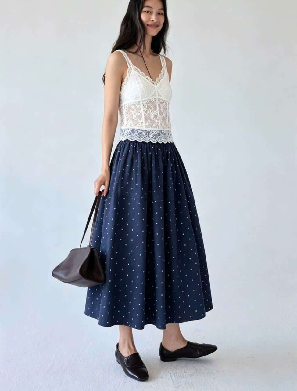 E752 CHÂN VÁY XÒE NAVY PHỐI CHẤM BI