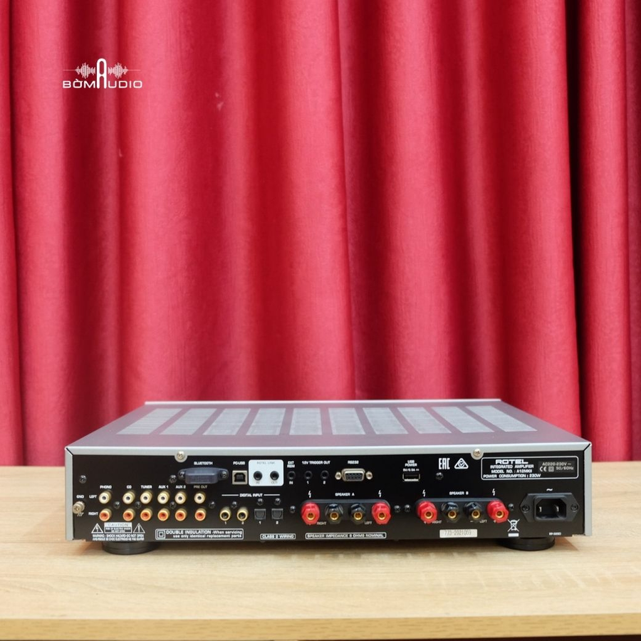 Hình ảnh chụp thực tế Amply nghe nhạc Rotel A12MKII tại Bờm Audio