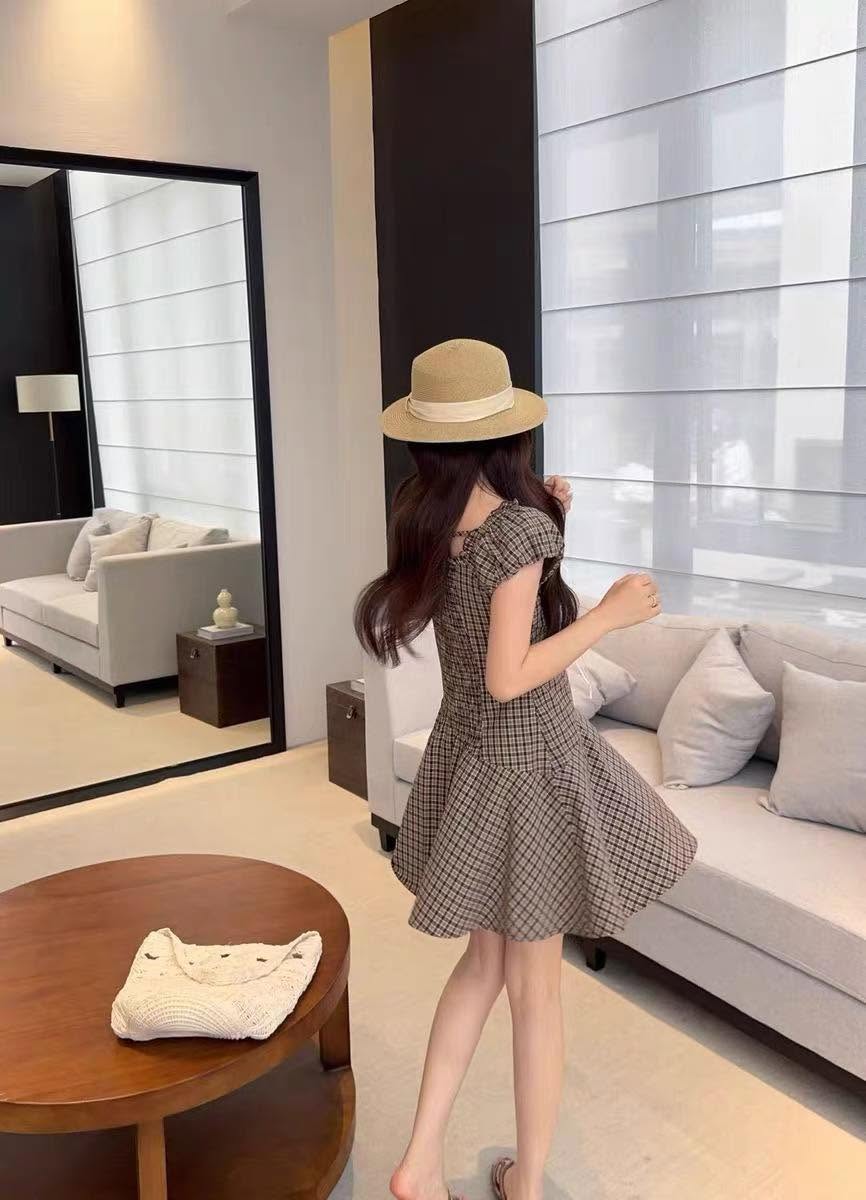 Lucas - Váy caro cổ vuông dáng ngắn xòe A viền ngực trắng buộc nơ_thumbnail_5