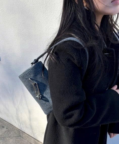 TUI XACH_thumbnail_4