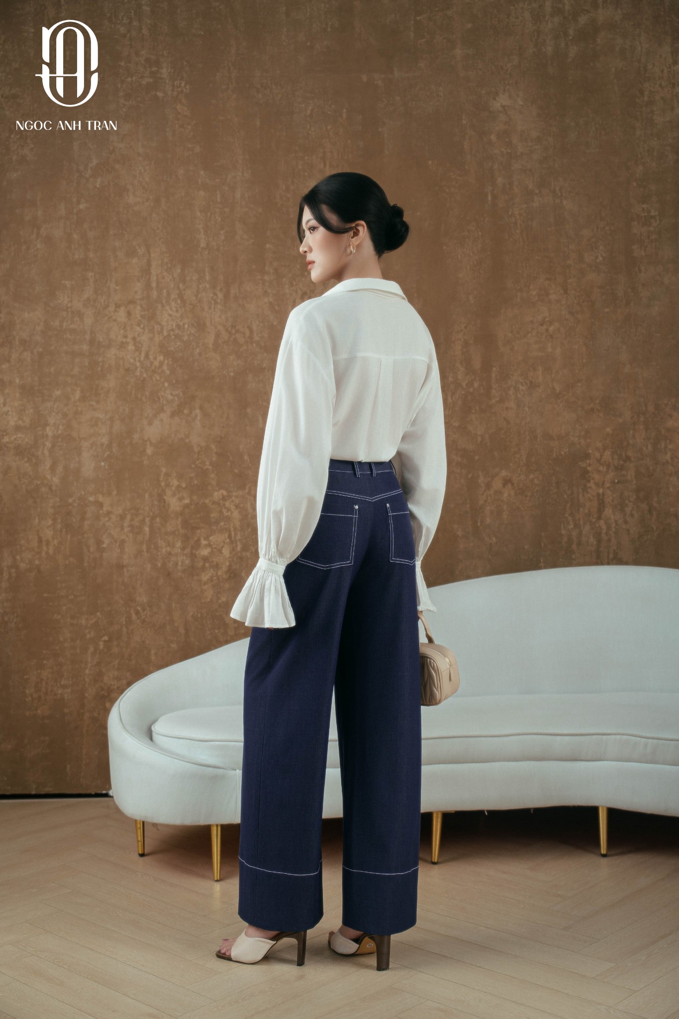 Q077 - Quần denim mềm chỉ bò trắng_thumbnail_3