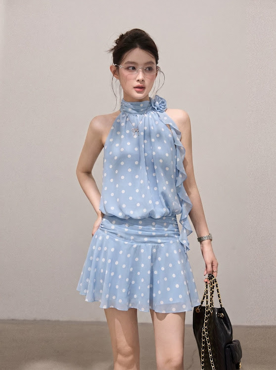 Lucas - Set áo yếm cổ dựng đính hoa bèo lệch vải chấm bi + chân váy xòe mini_thumbnail_2