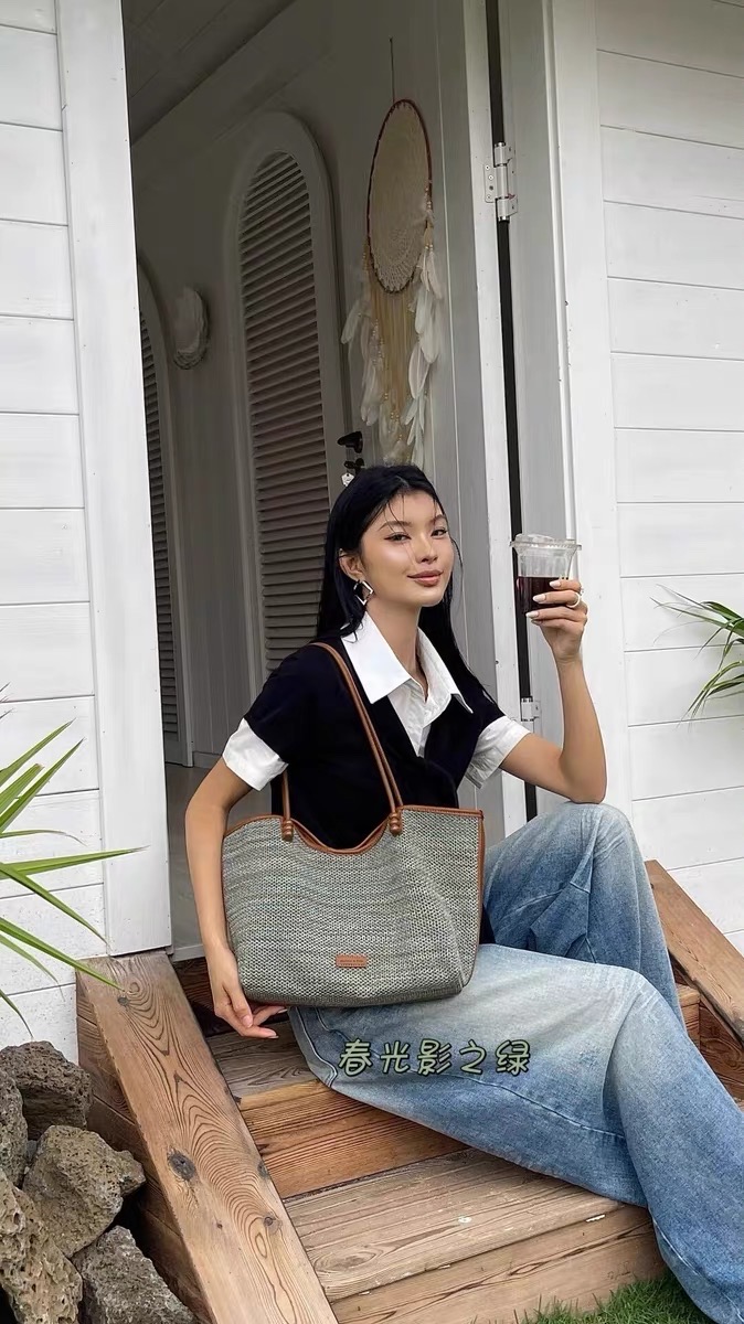 XANH ĐÁ