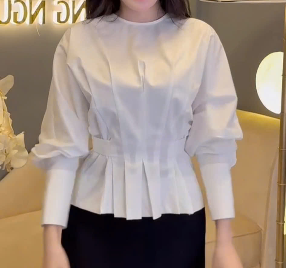 Áo Chiết Ly Eo Cổ Tròn