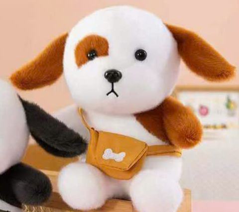 CÚN ĐỐM NÂU ĐEO TÚI