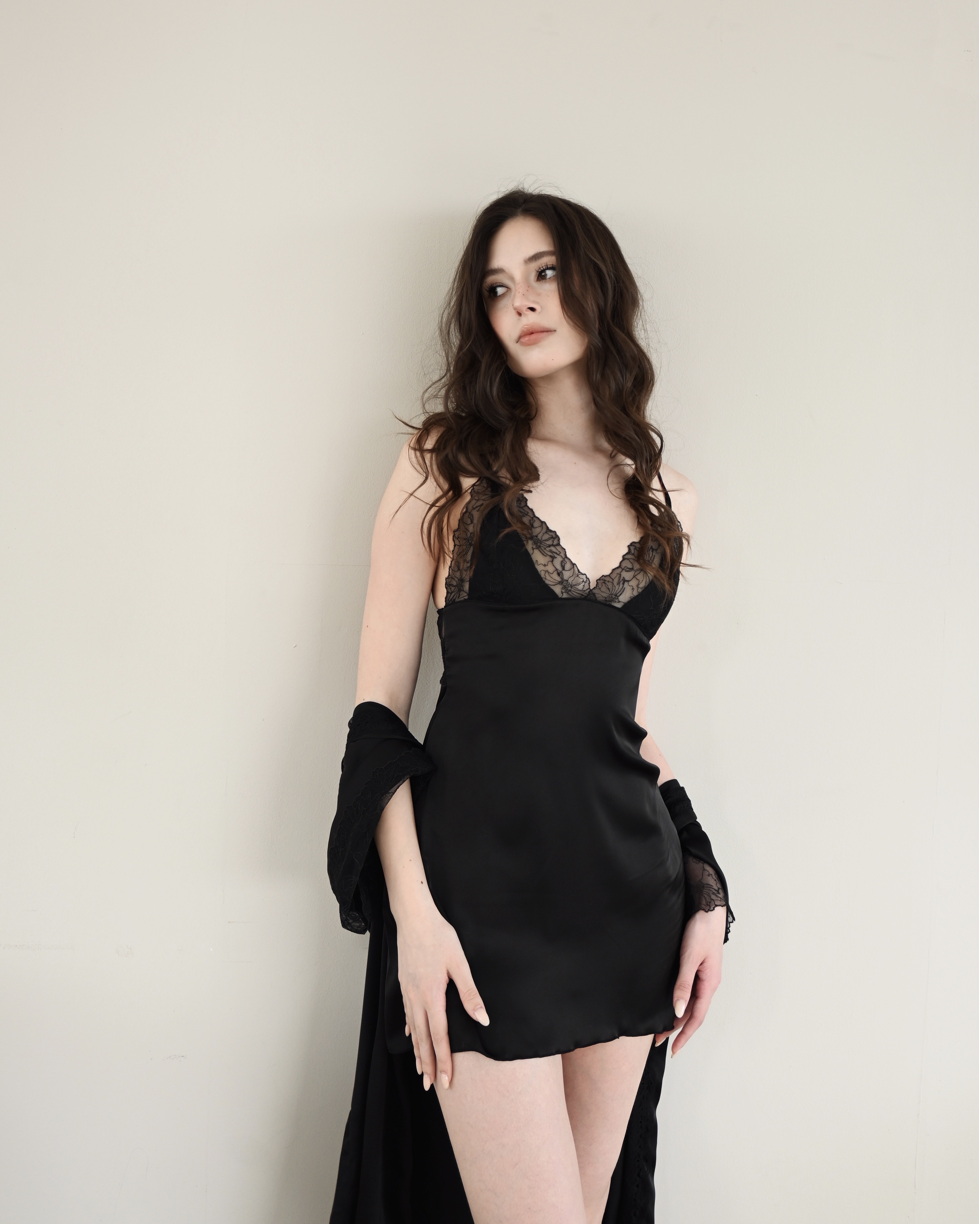 Váy lụa ngắn Cici