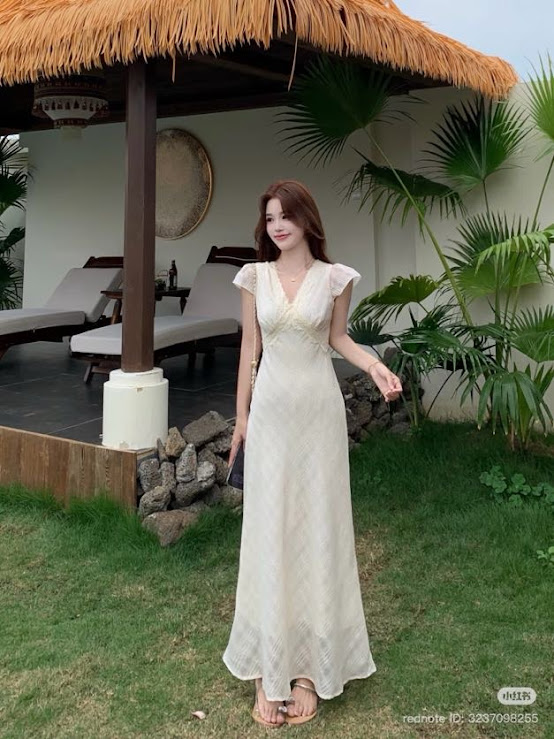 Lucas - Váy voan vải sọc chéo cổ tim tay hến viền chéo ngực dáng dài maxi