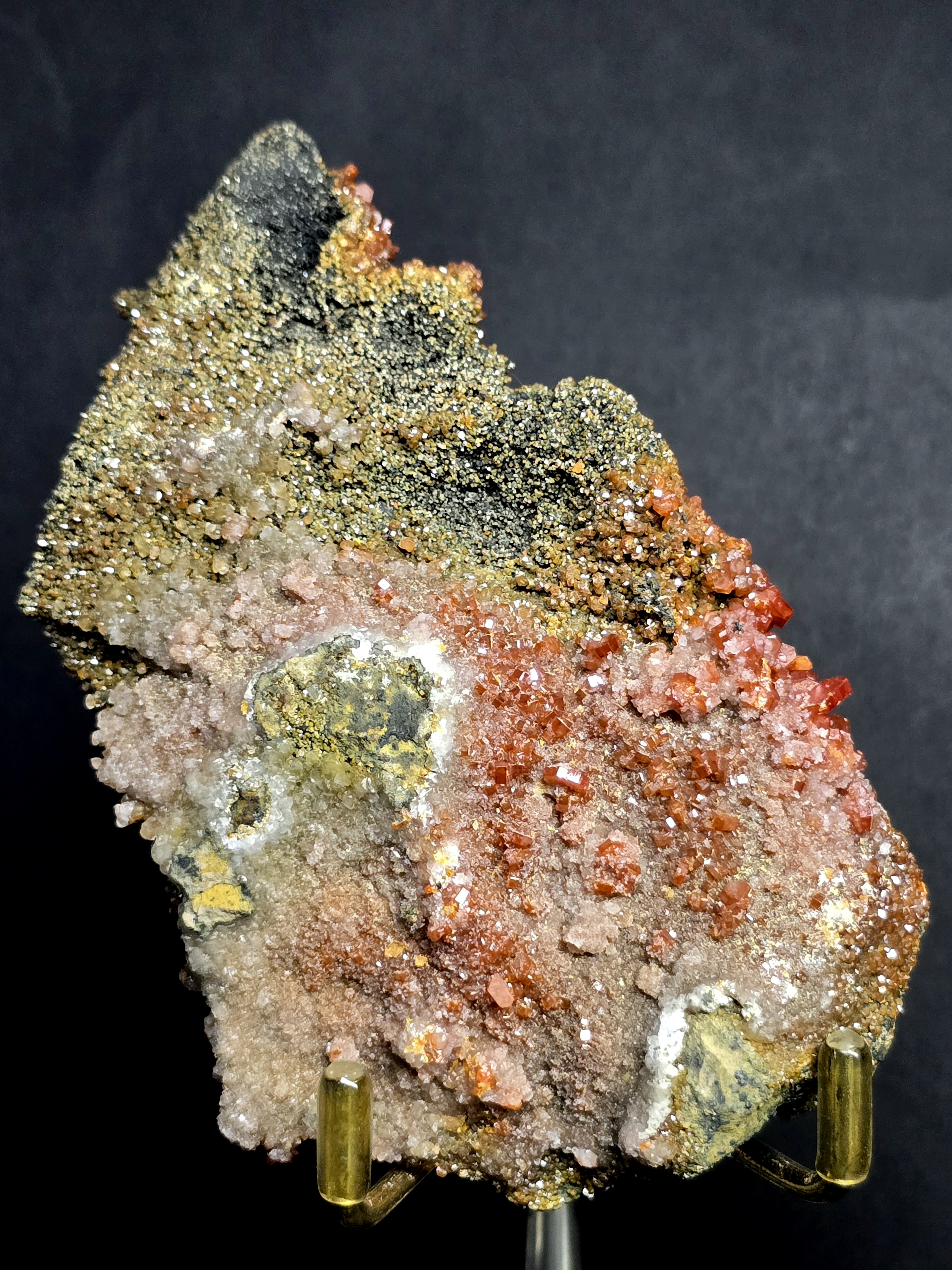 [PRE] Vanadinite từ ACF, Mibladen, Morocco (Kèm Đế Trưng Bày)_thumbnail_5