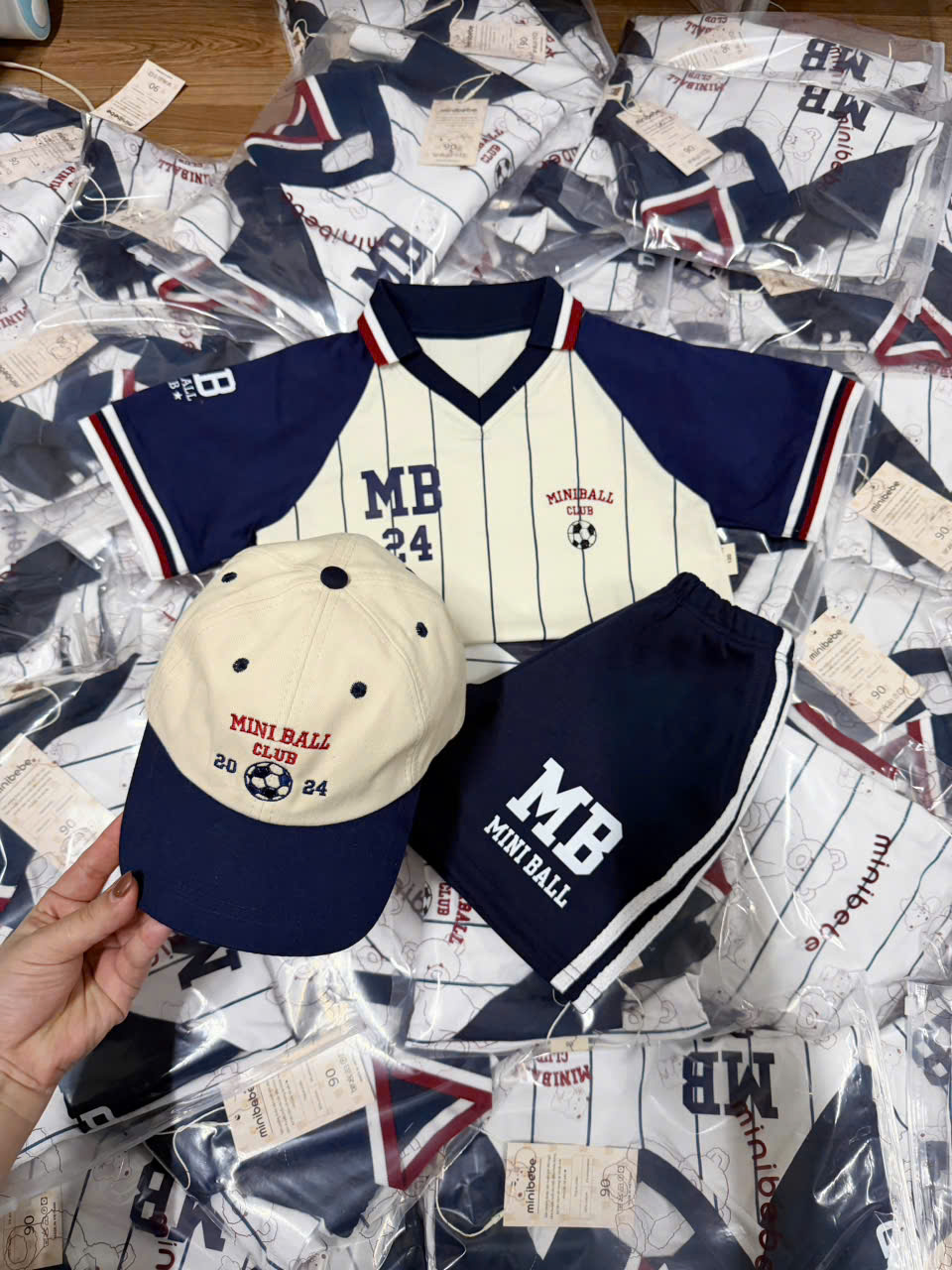 D78 BỘ POLO CỔ TIM MB KÈM MŨ- A117.1819_thumbnail_3