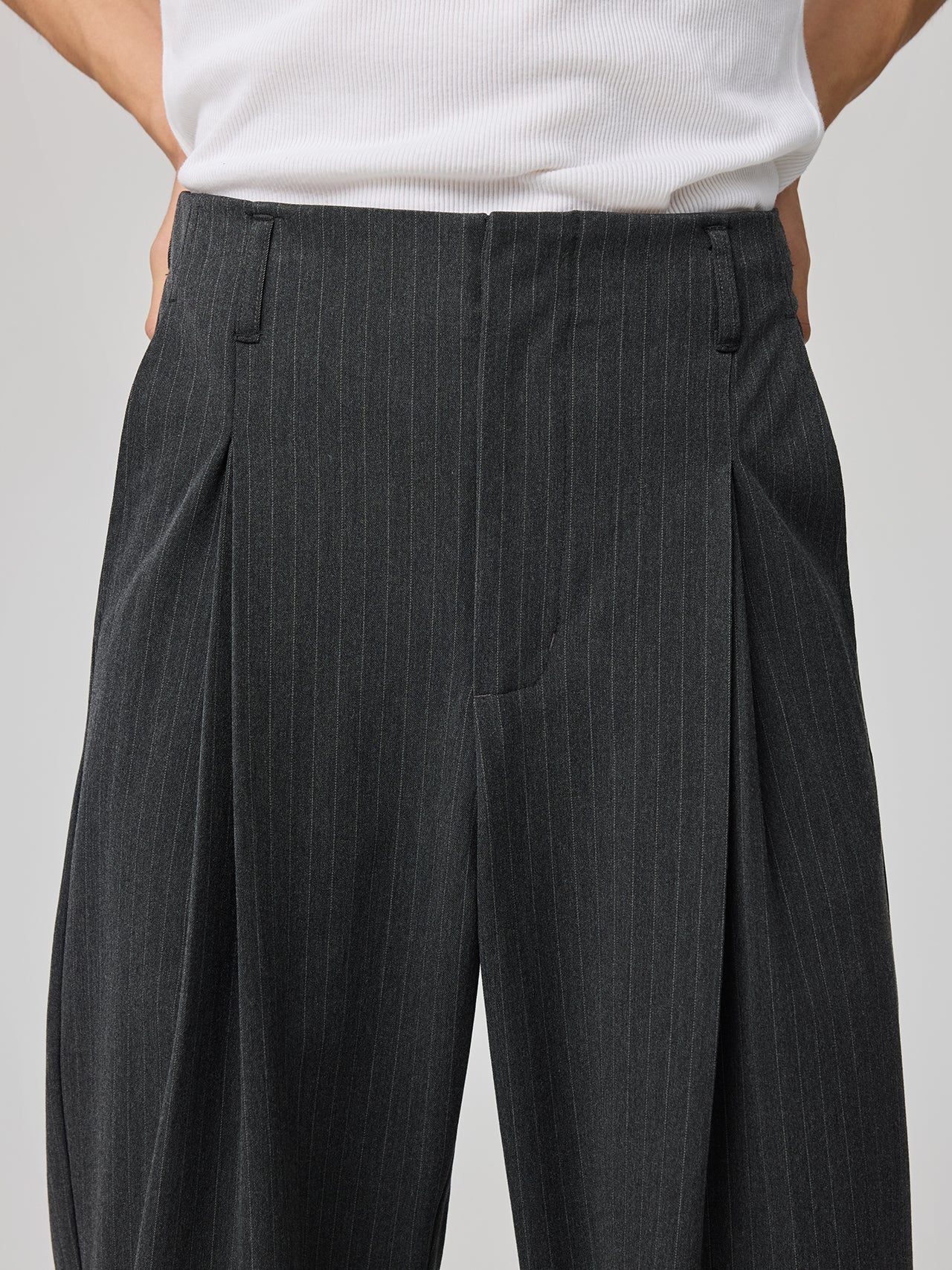 decynt Pants 03 - Quần suông xếp lý trên dưới chất liệu jean rủ thoáng mát_thumbnail_19