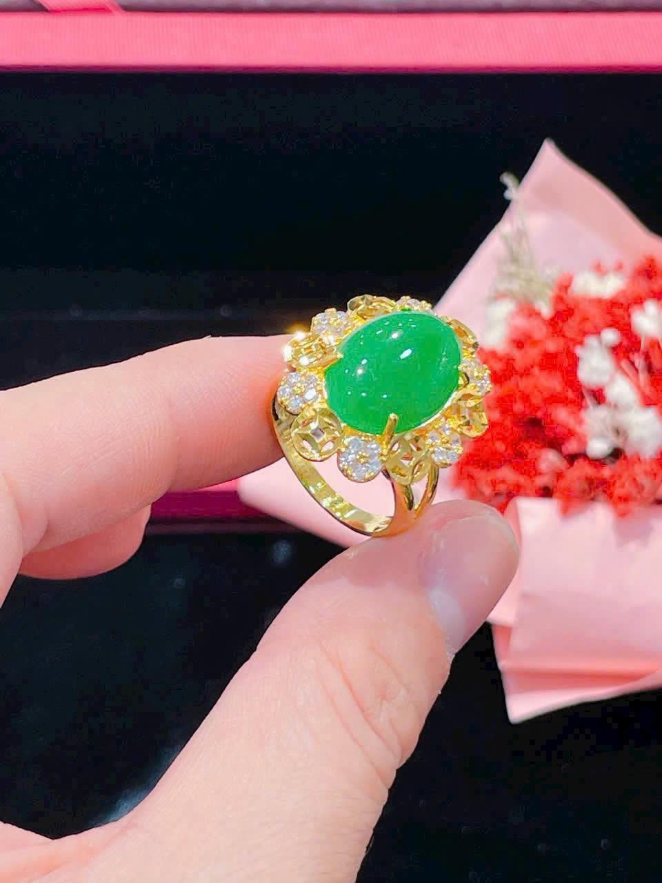 Nhẫn Cẩm Thạch Đồng Tiền