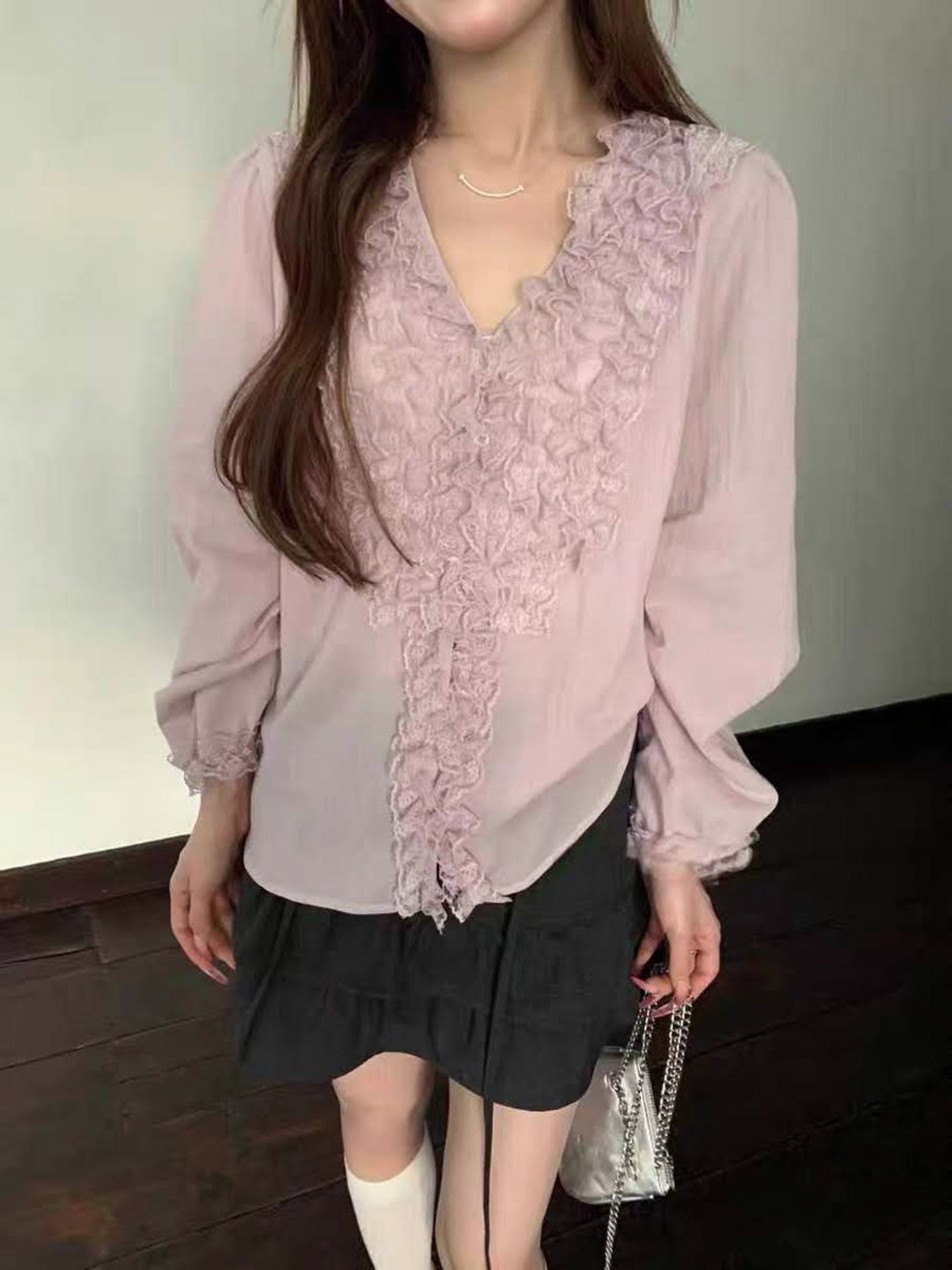 Áo sơ mi voan tơ cổ tim phối nhún dọc áo 2 bên cổ cài cúc CURE_thumbnail_9