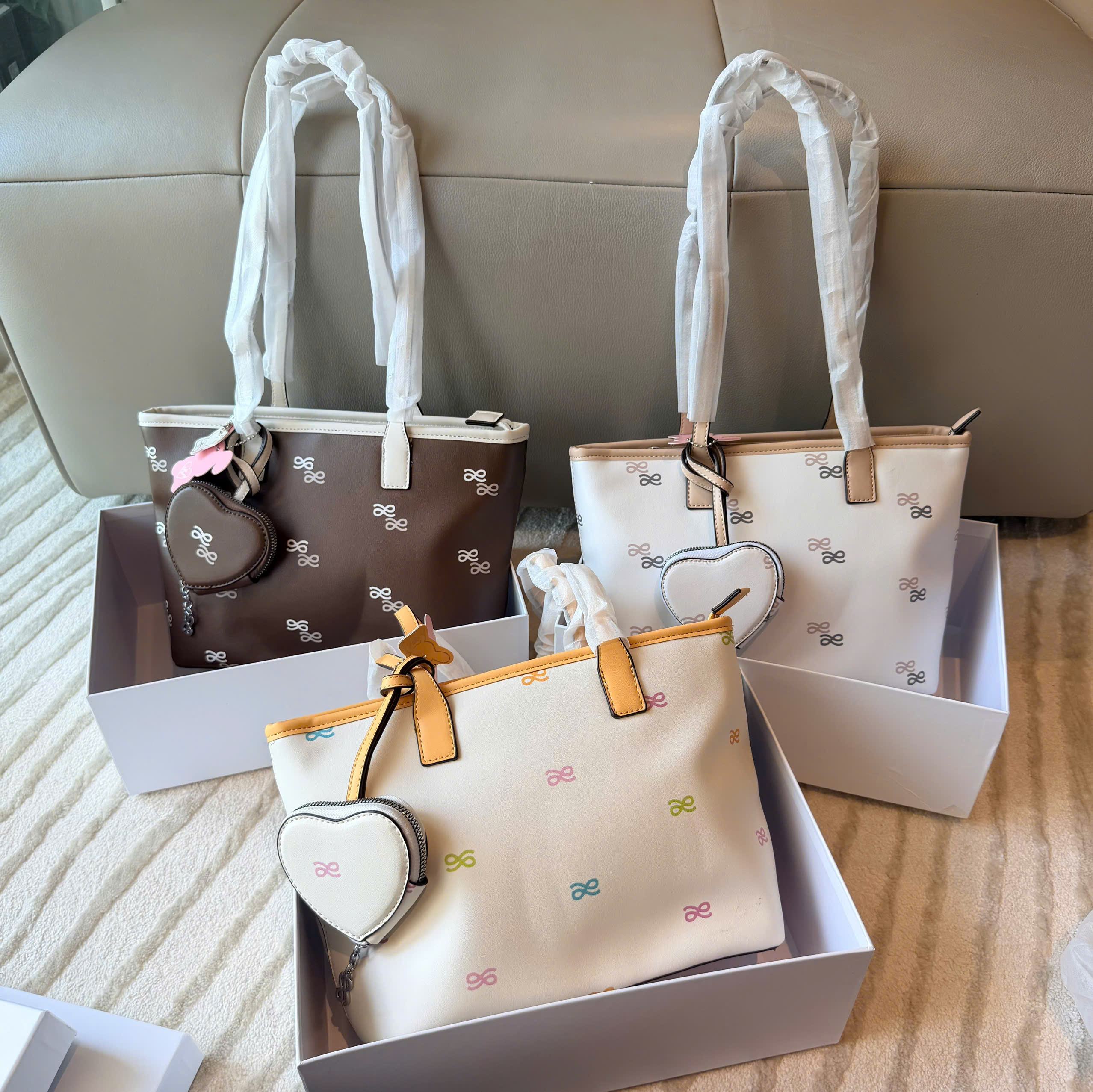 TUI HOUSE OF LITTLE BUNNY