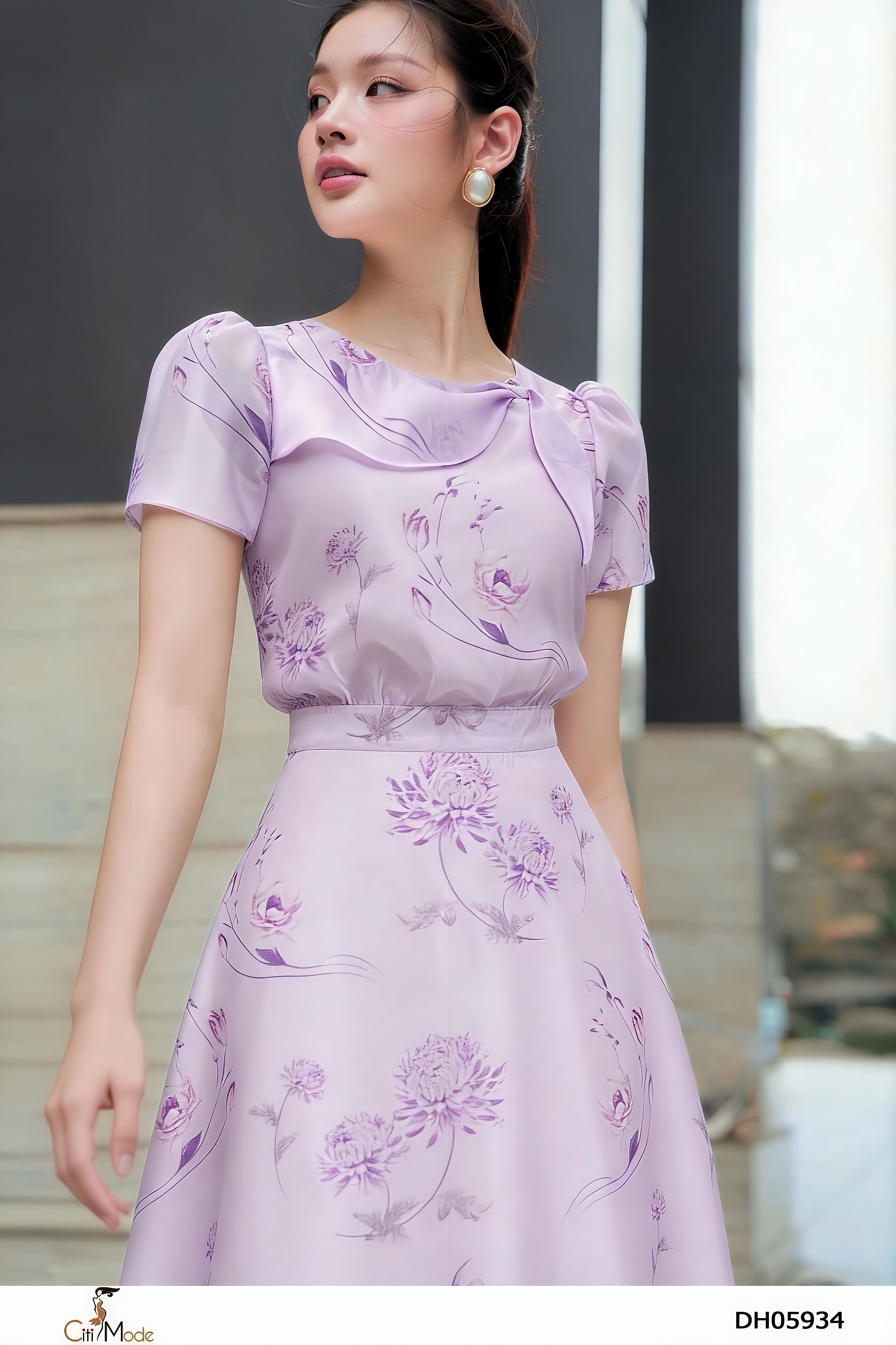 Đầm xòe hoa tím cổ tron nơ cách điệu tay cọc_thumbnail_3