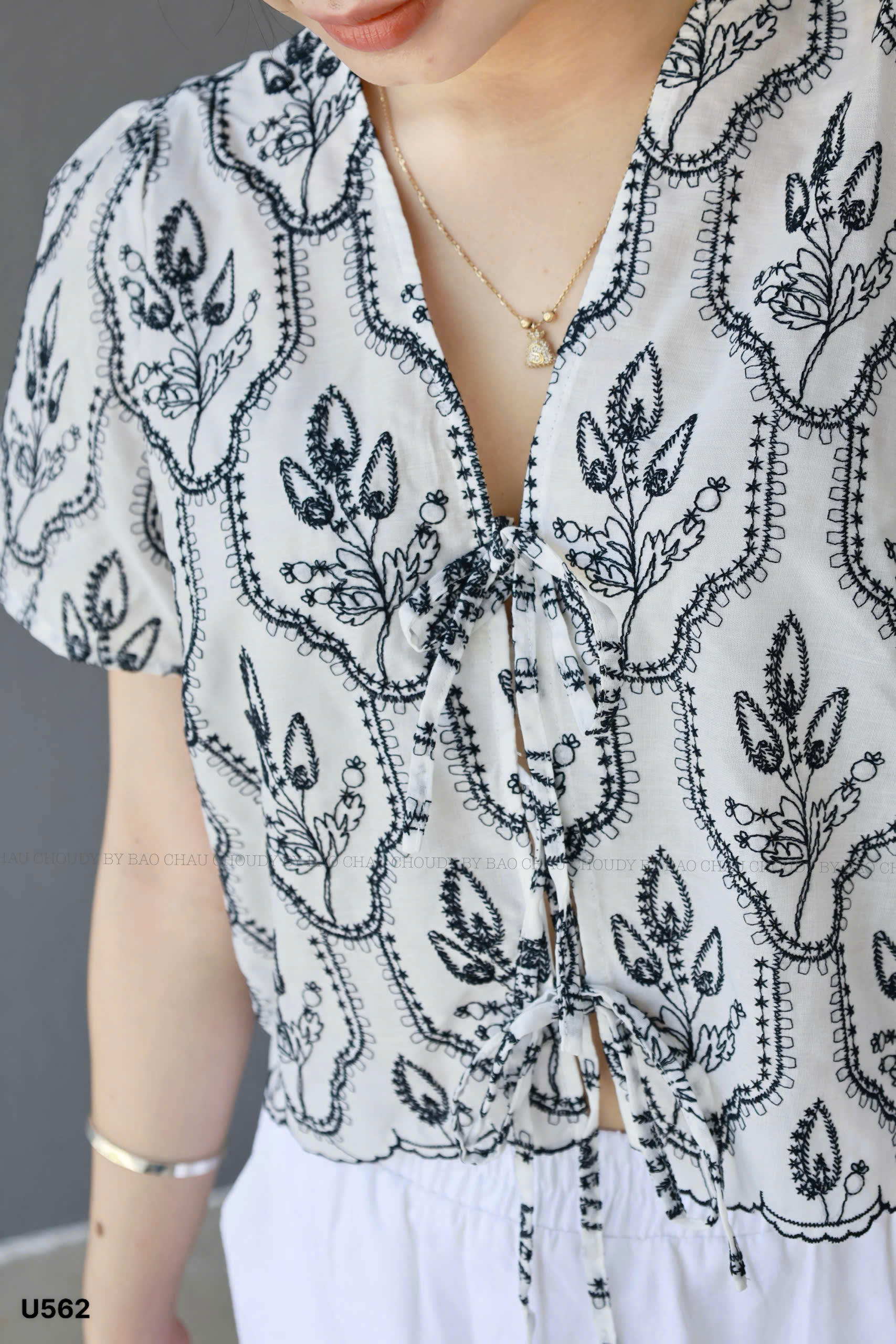 U562 ÁO KIỂU THÊU