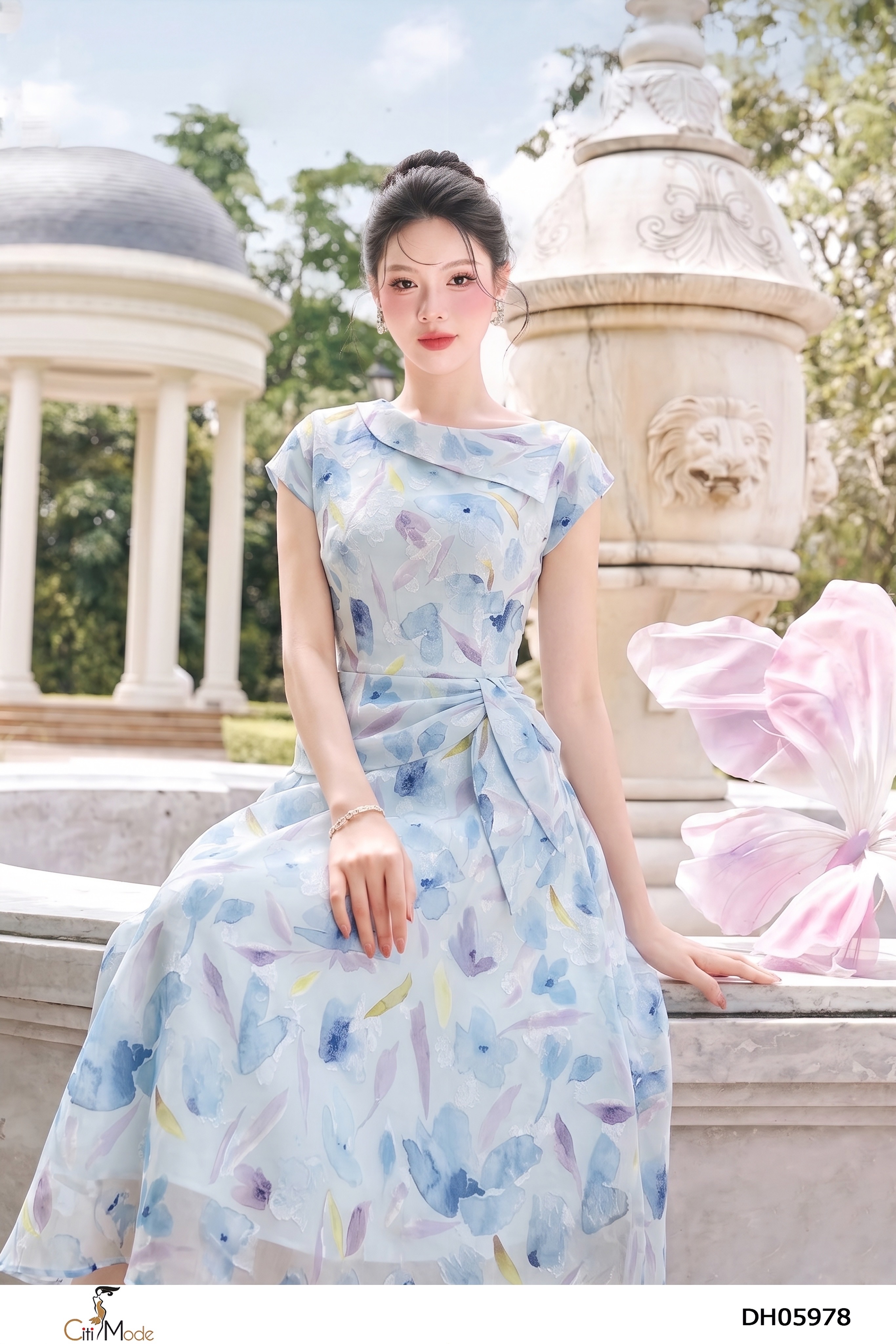 Đầm xòe hoa xanh cổ cách điệu, nhún eo_thumbnail_3
