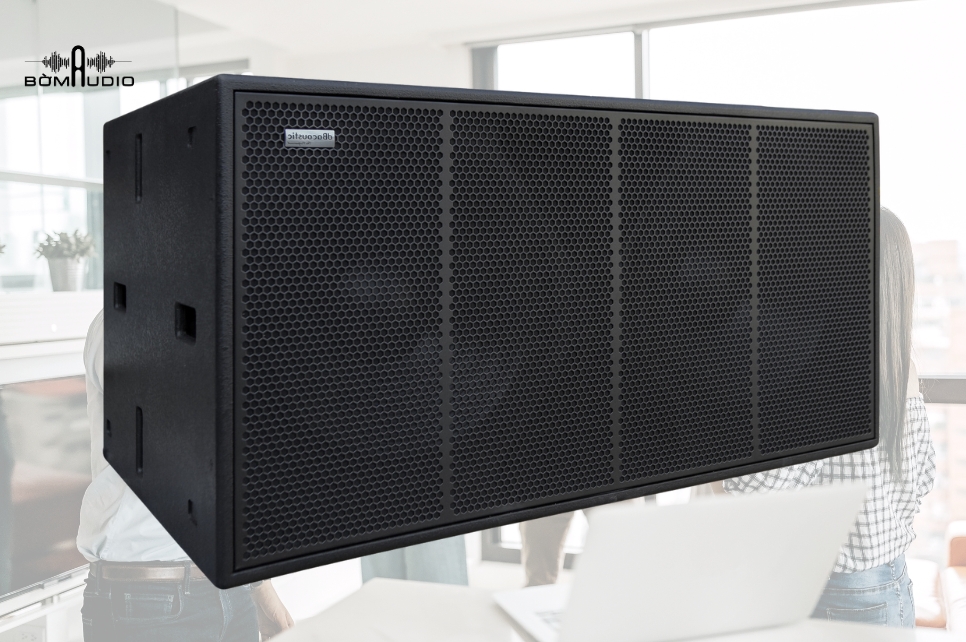 Sở hữu 2 loa bass 50cm, tái tạo âm trầm uy lực