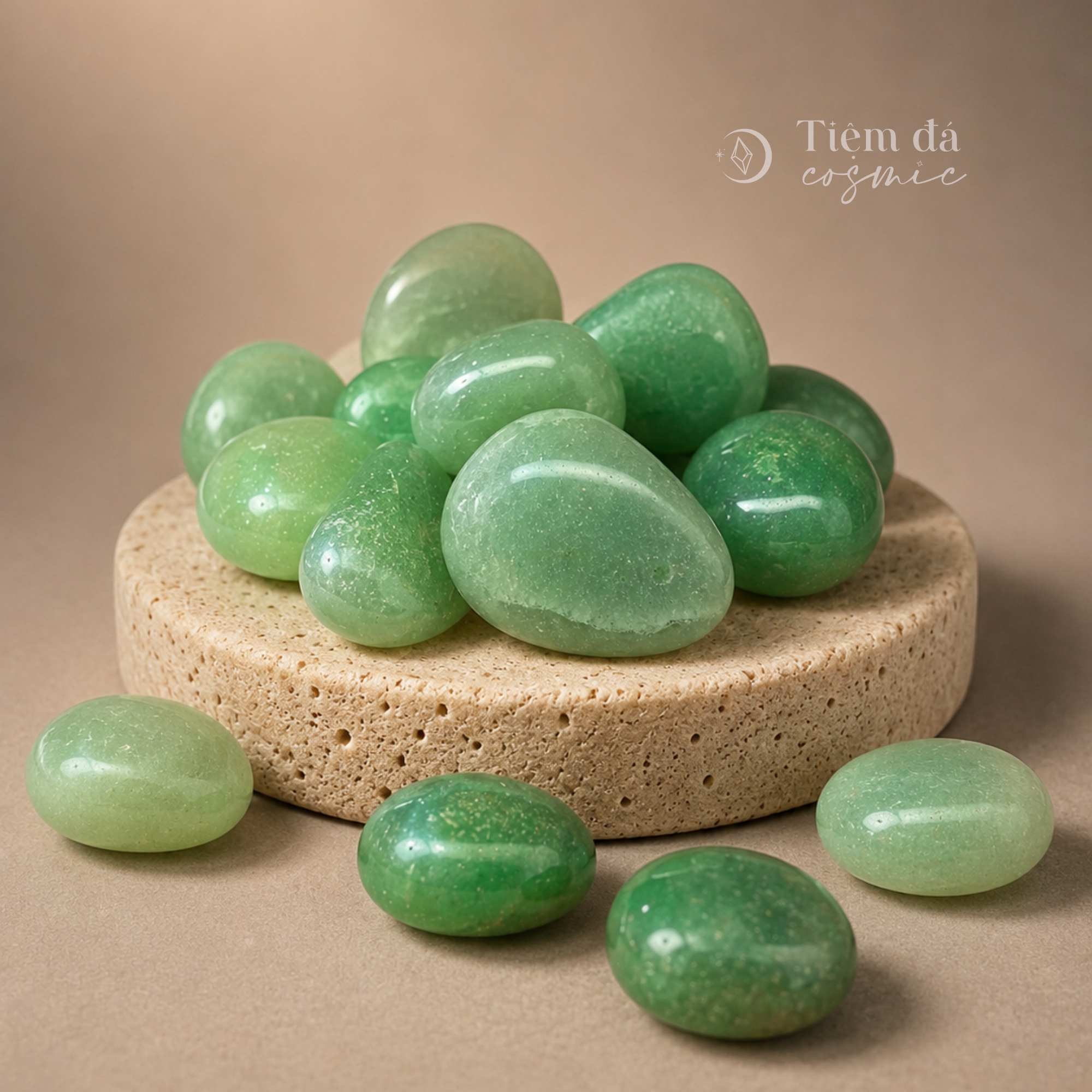 Đá cuội đã mài bóng / Tumbled Green Aventurine / Ngọc Đông Linh size 2 - 3 cm/viên