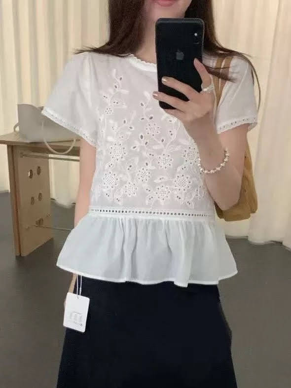Áo sơ mi thô thêu dáng chui cổ tròn cộc tay viền ren phối ren ngực, nối gấu xòe_thumbnail_4