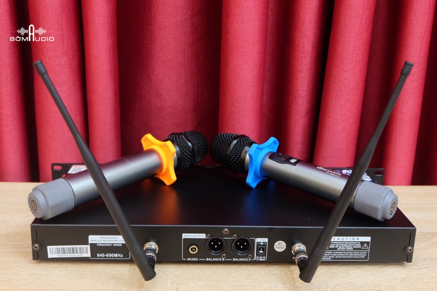 Hình ảnh thực tế Micro DBacoustic DB650 Pro
