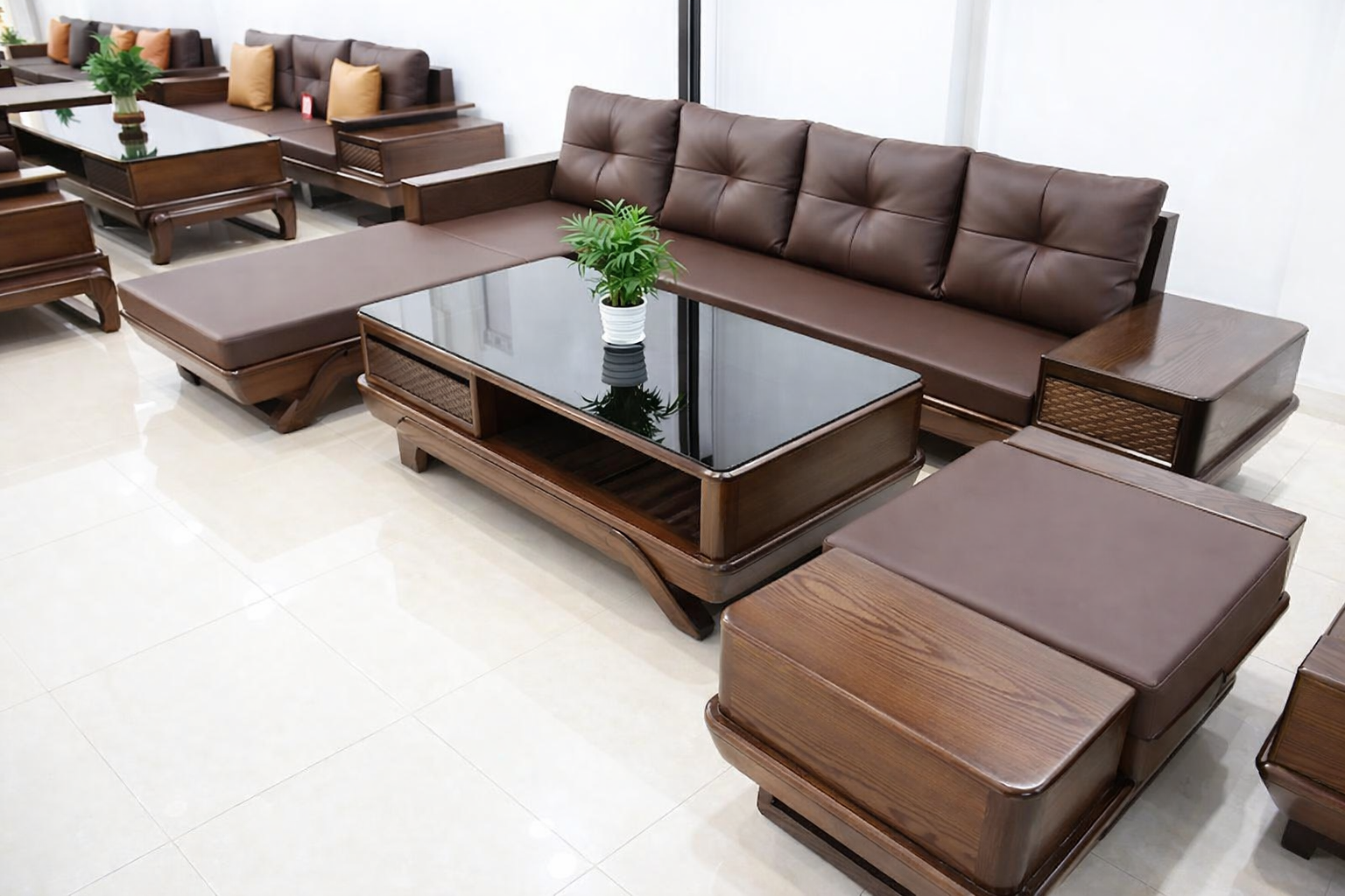 Sofa góc L vế phải chân thuyền màu nâu trầm