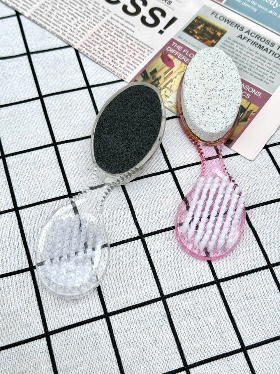 ĐÁ BỌT KÈM BÀN CHẢI CHÀ CHÂN CARE SERIES_thumbnail_7