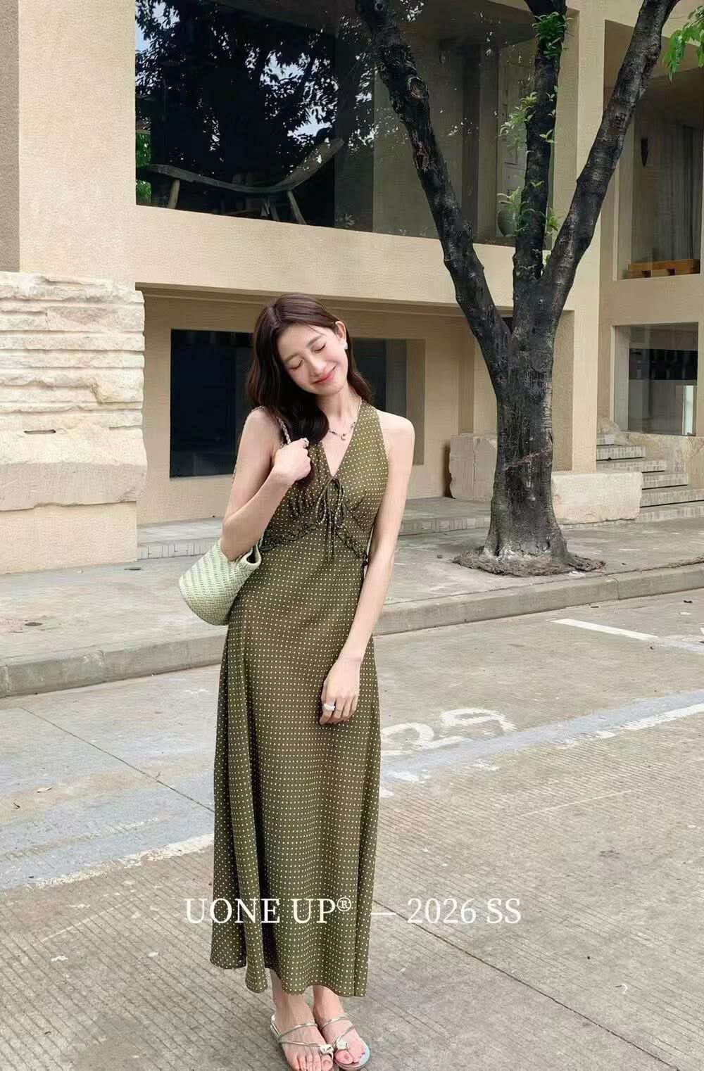 Lucas - Váy yếm maxi may chéo ngực buộc nơ chân xòe_thumbnail_3