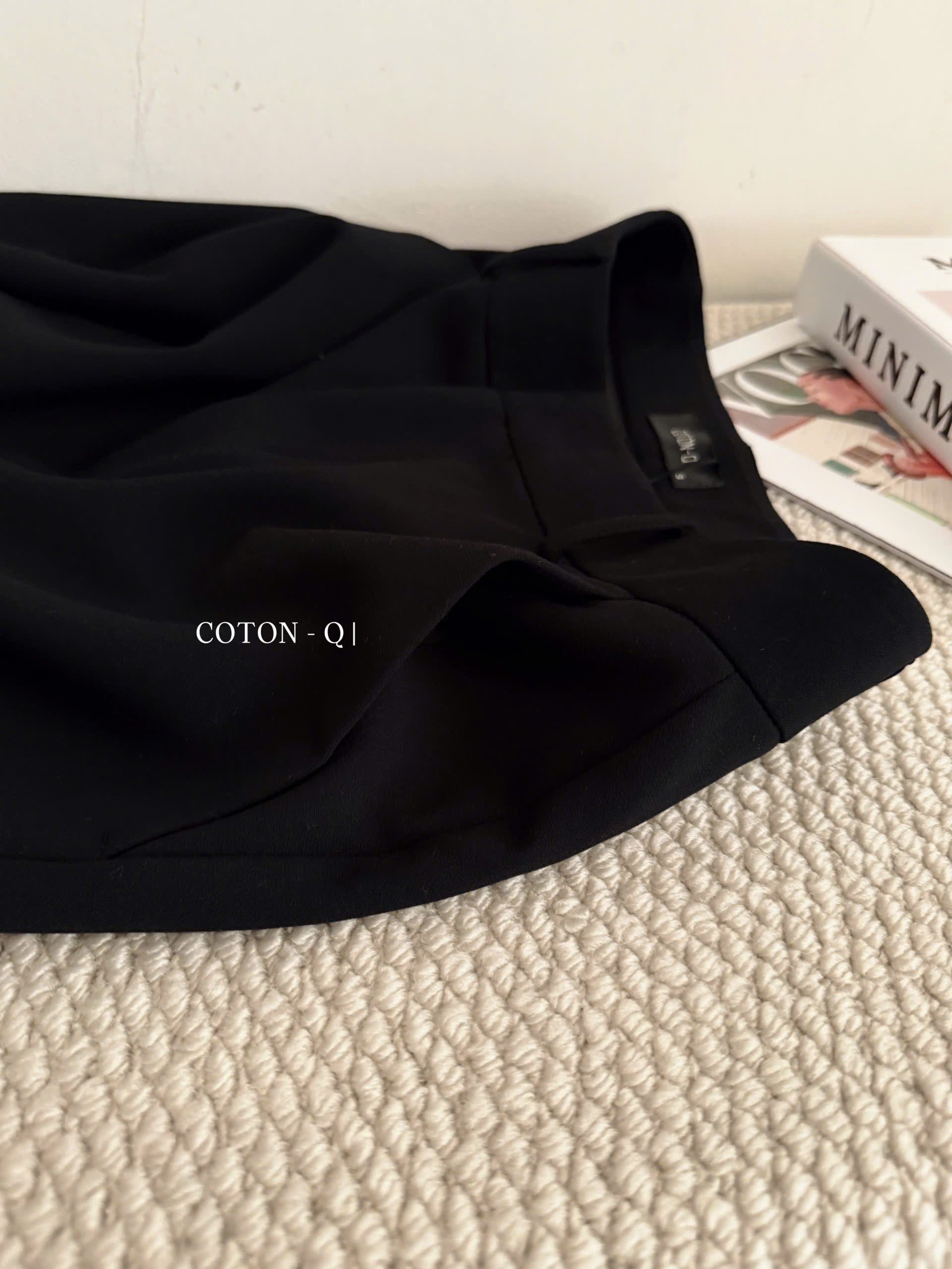 Quần tây đen loe_thumbnail_1