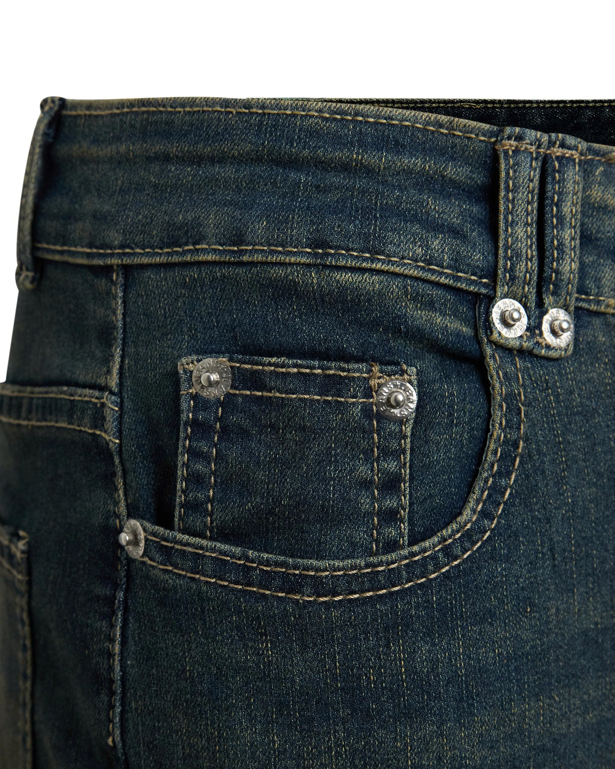 Cận túi trước và đường may quần jean ống loe bigsize V-QJ341