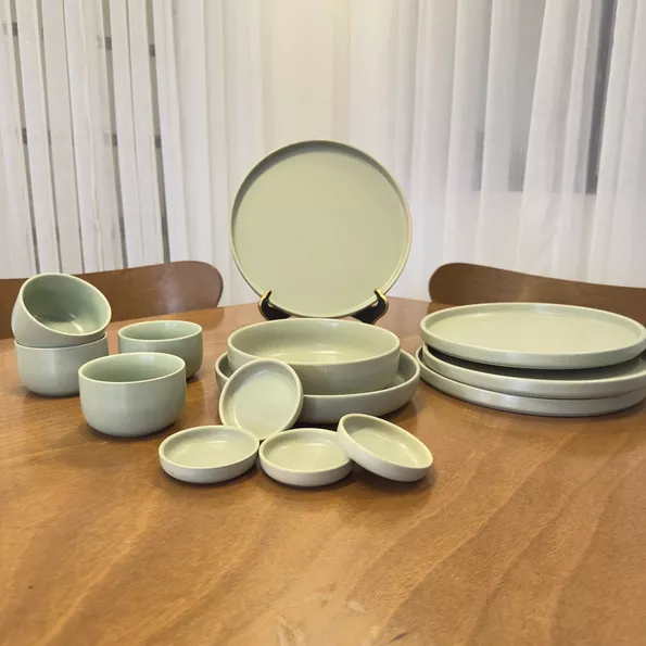 Product image - Frosted Dinnerware