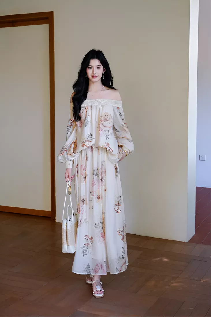 Blooming Rosé Set áo trễ vai chân váy hoa