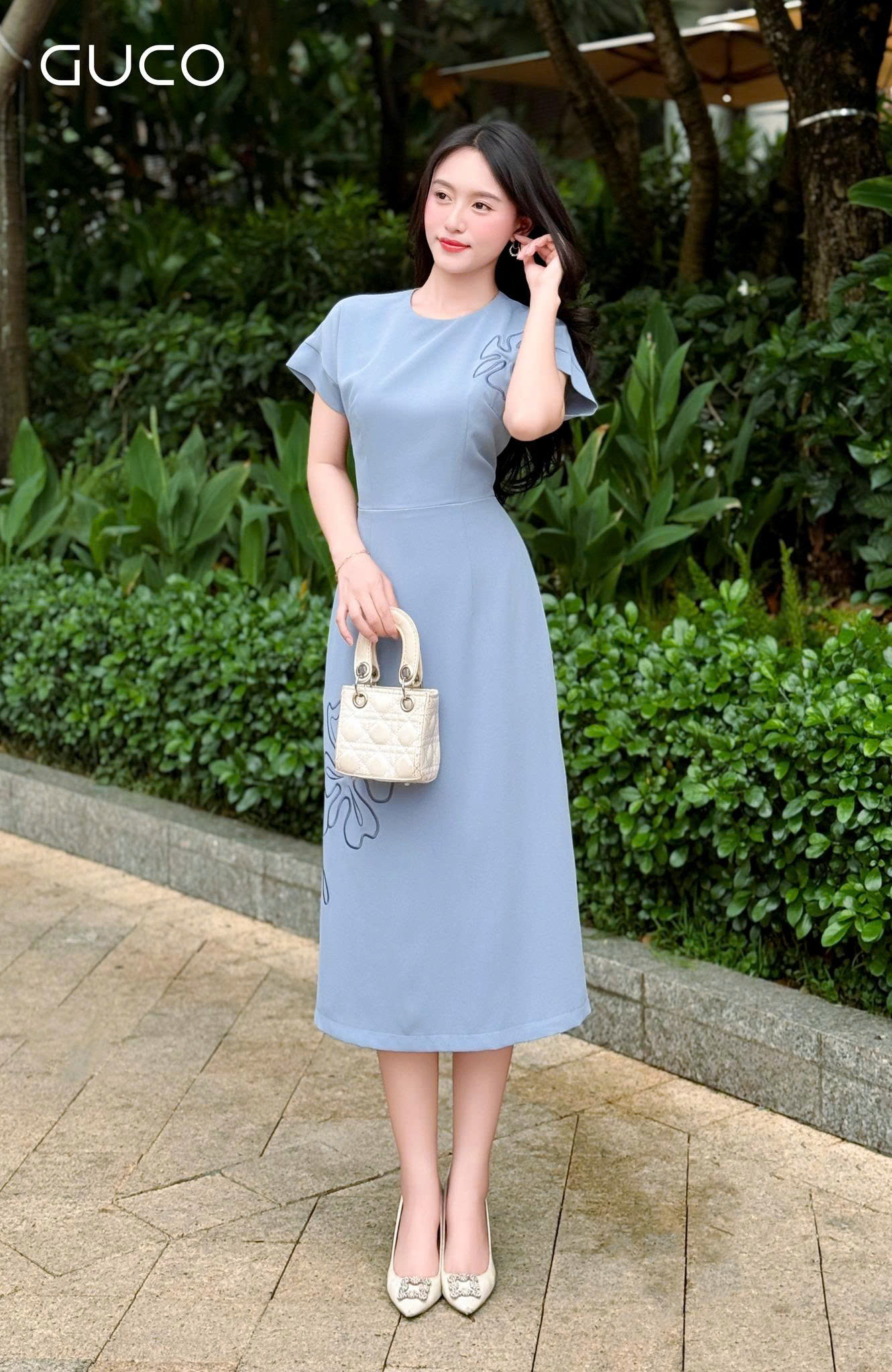 ĐẦM A CỔ TRÒN THÊU HOA - XANH_thumbnail_2