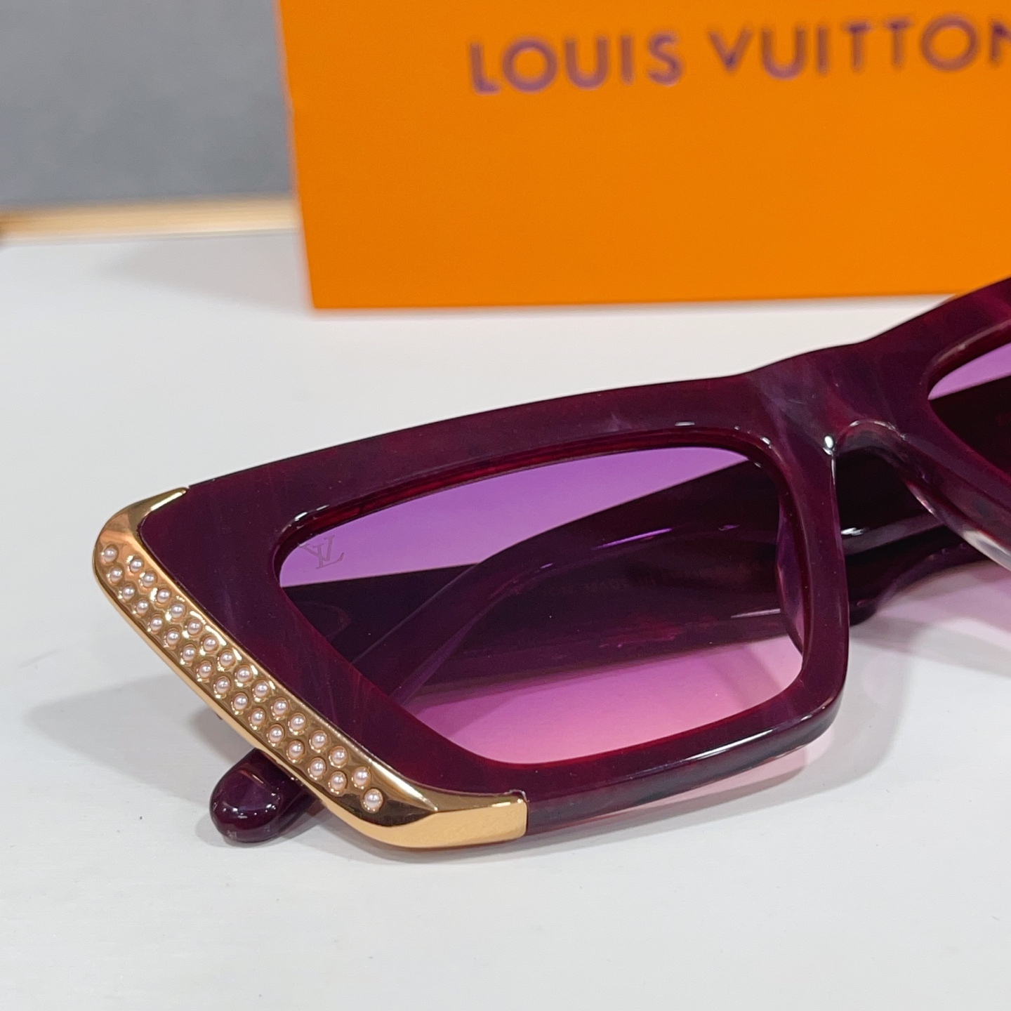 Kính Lv_thumbnail_7