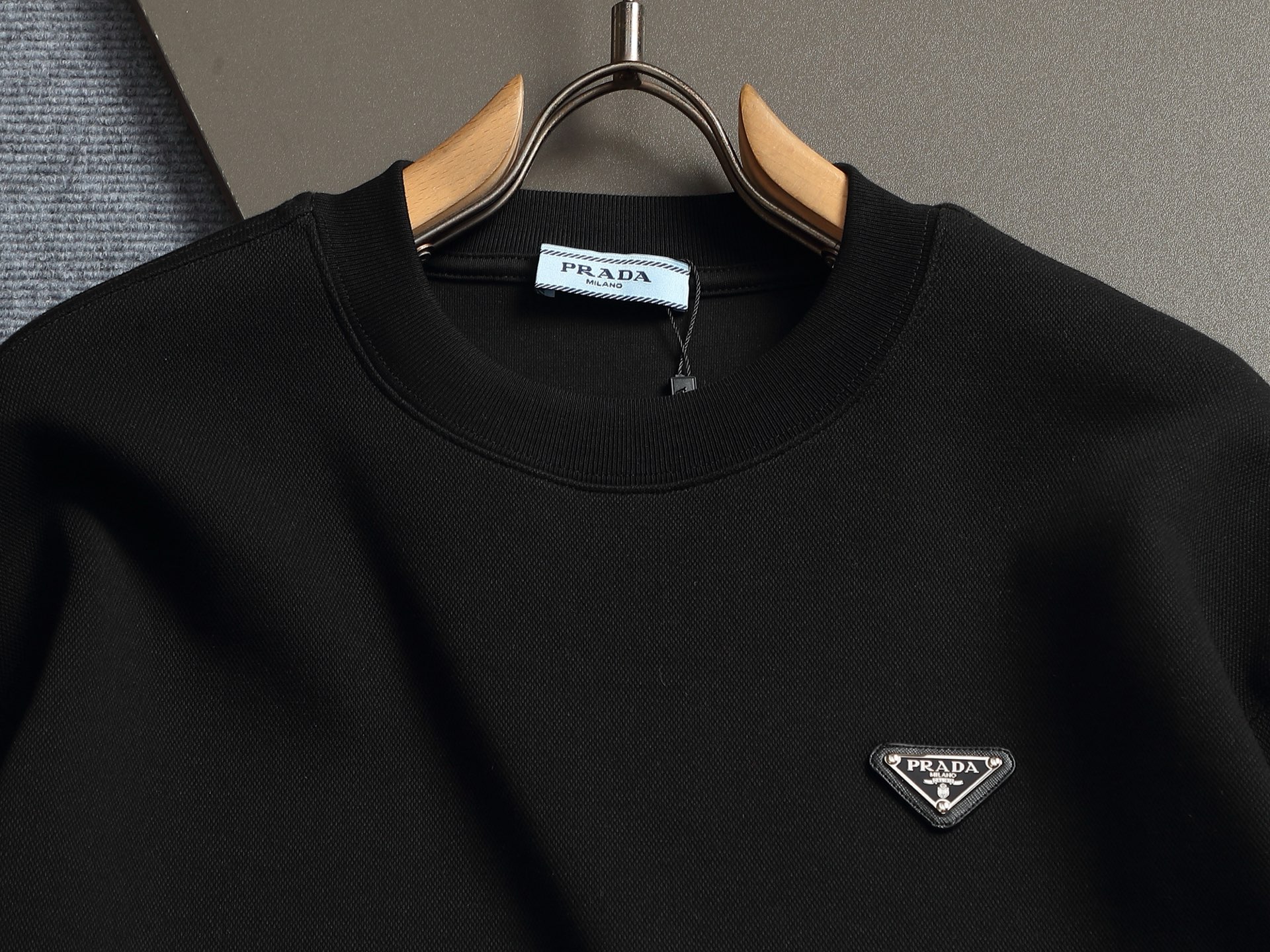 Áo Nỉ Prada_thumbnail_11