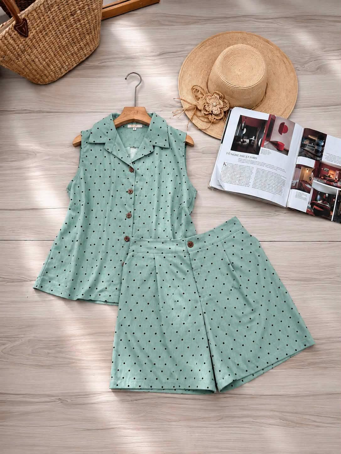 Bộ linen đùi chấm bi áo sơ mi sát nách_thumbnail_5