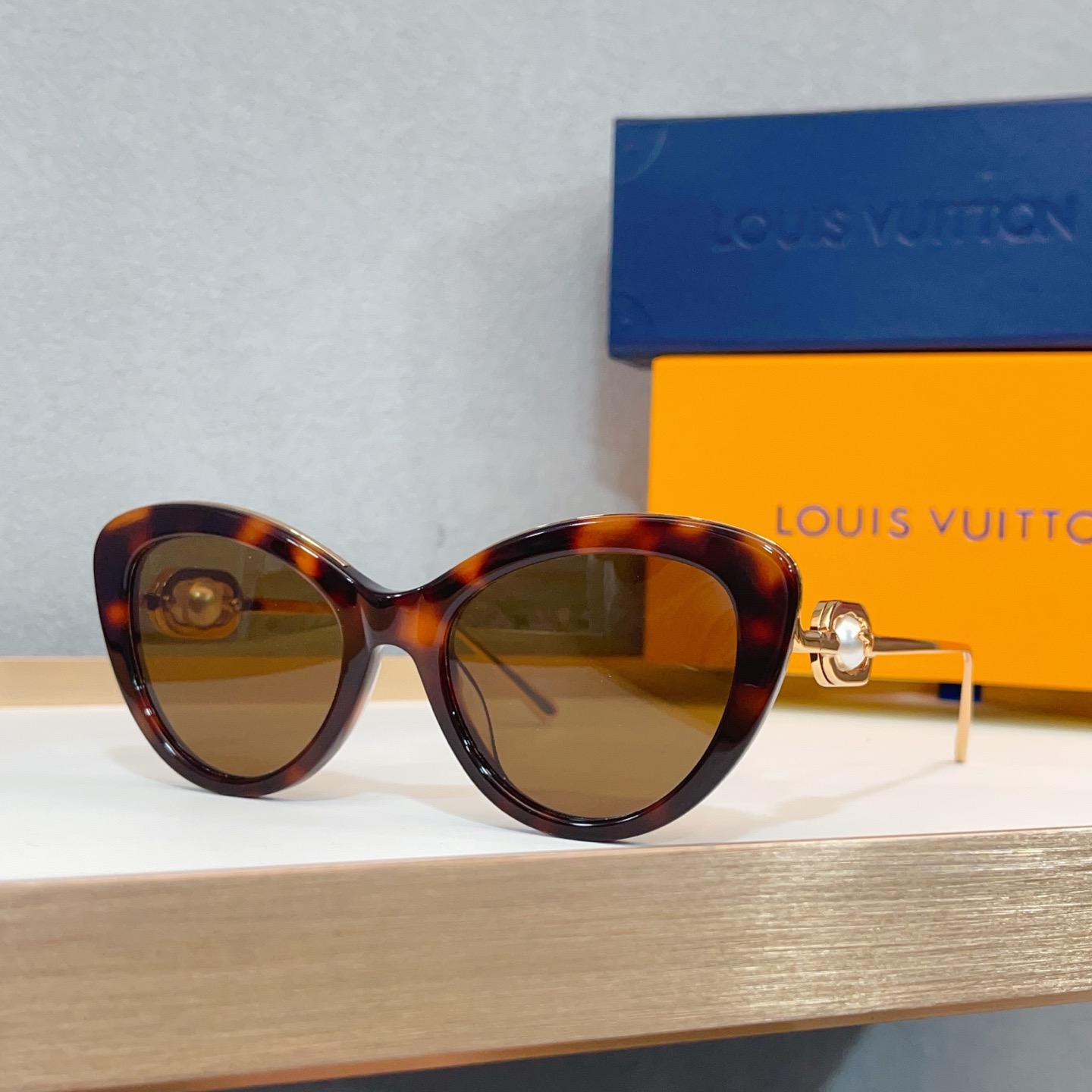 Kính Lv_thumbnail_5