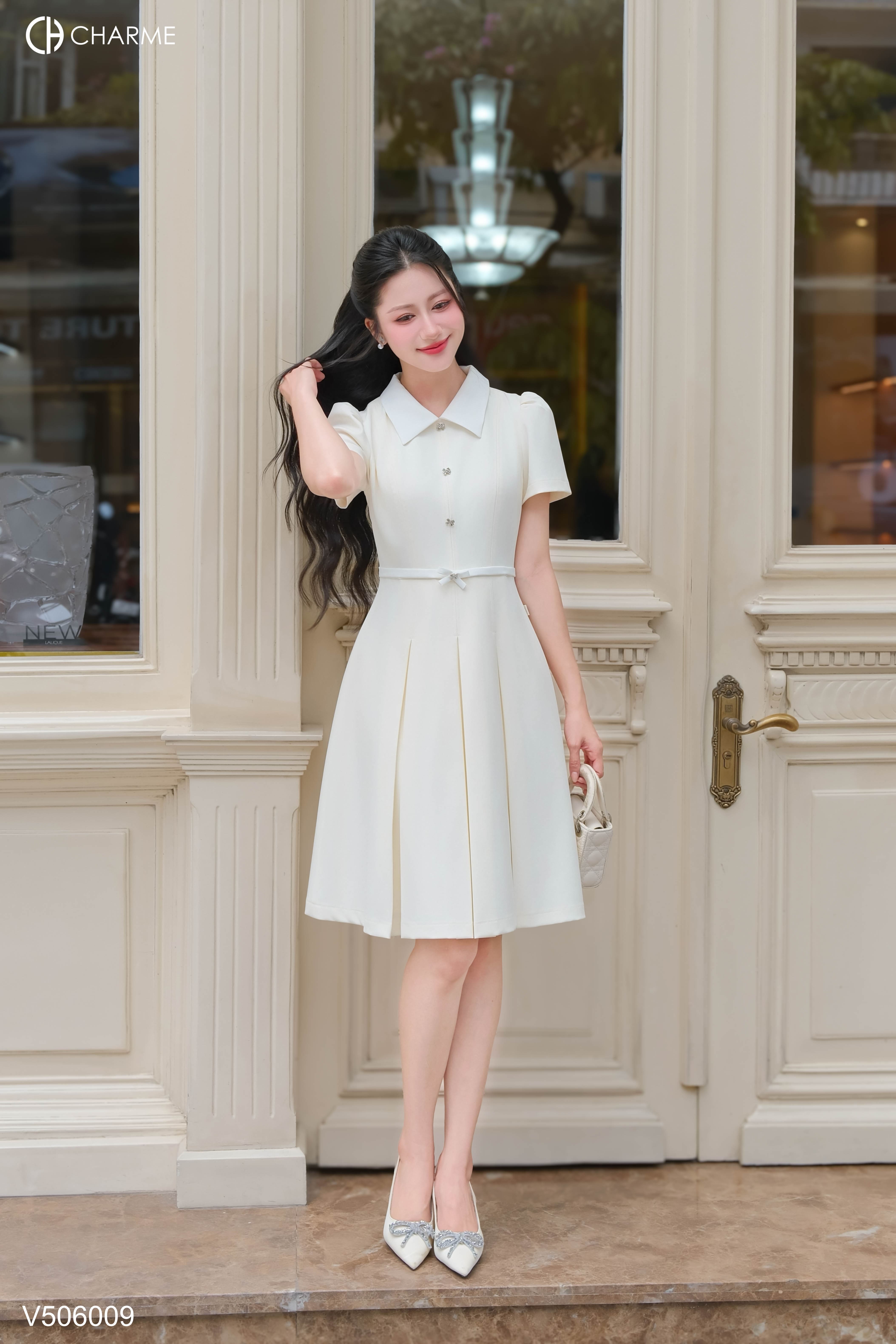 Váy liền phối cổ V nơ eo 506009