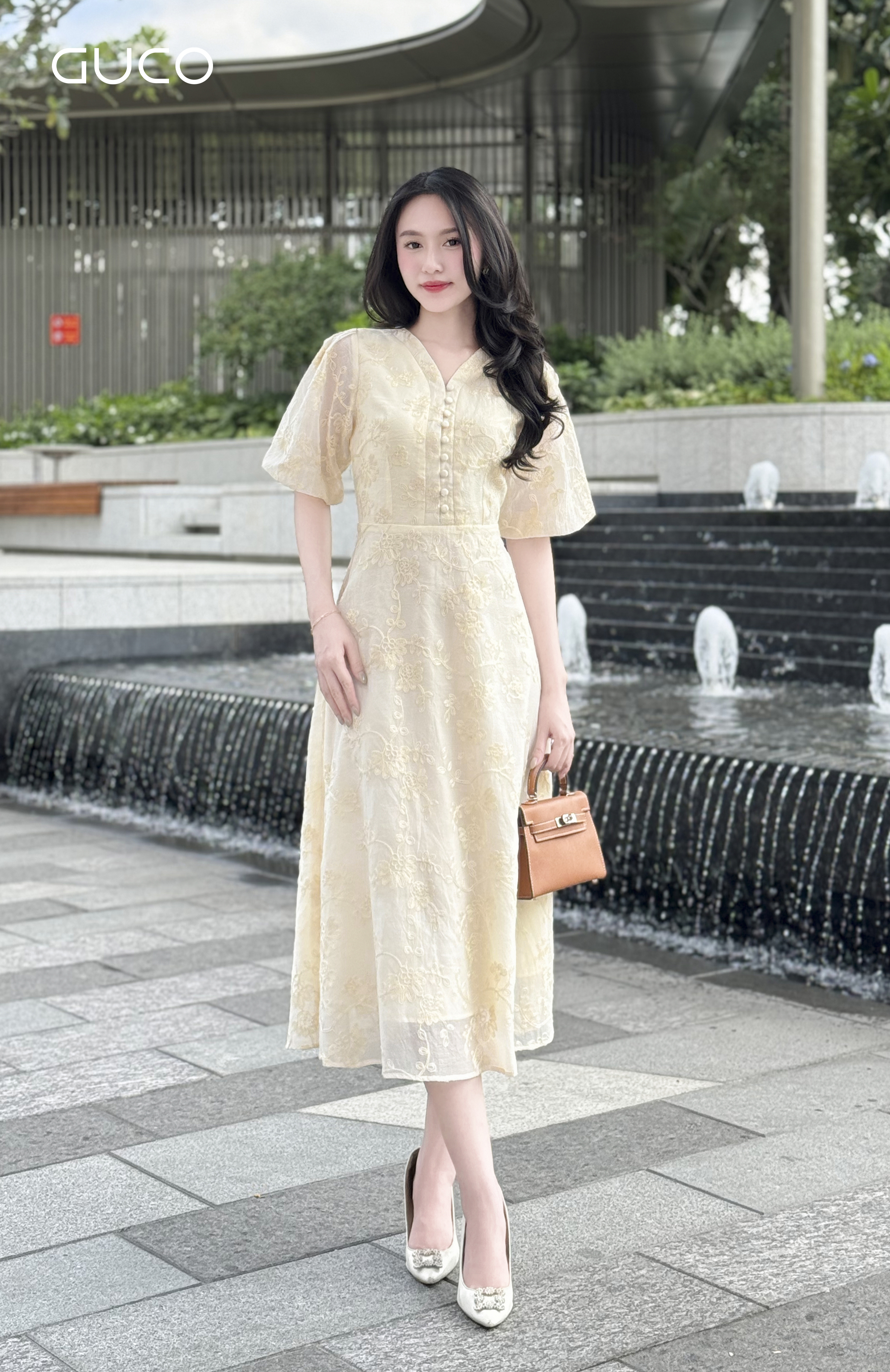 ĐẦM XÒE TƠ THÊU TAY BÍ - KEM