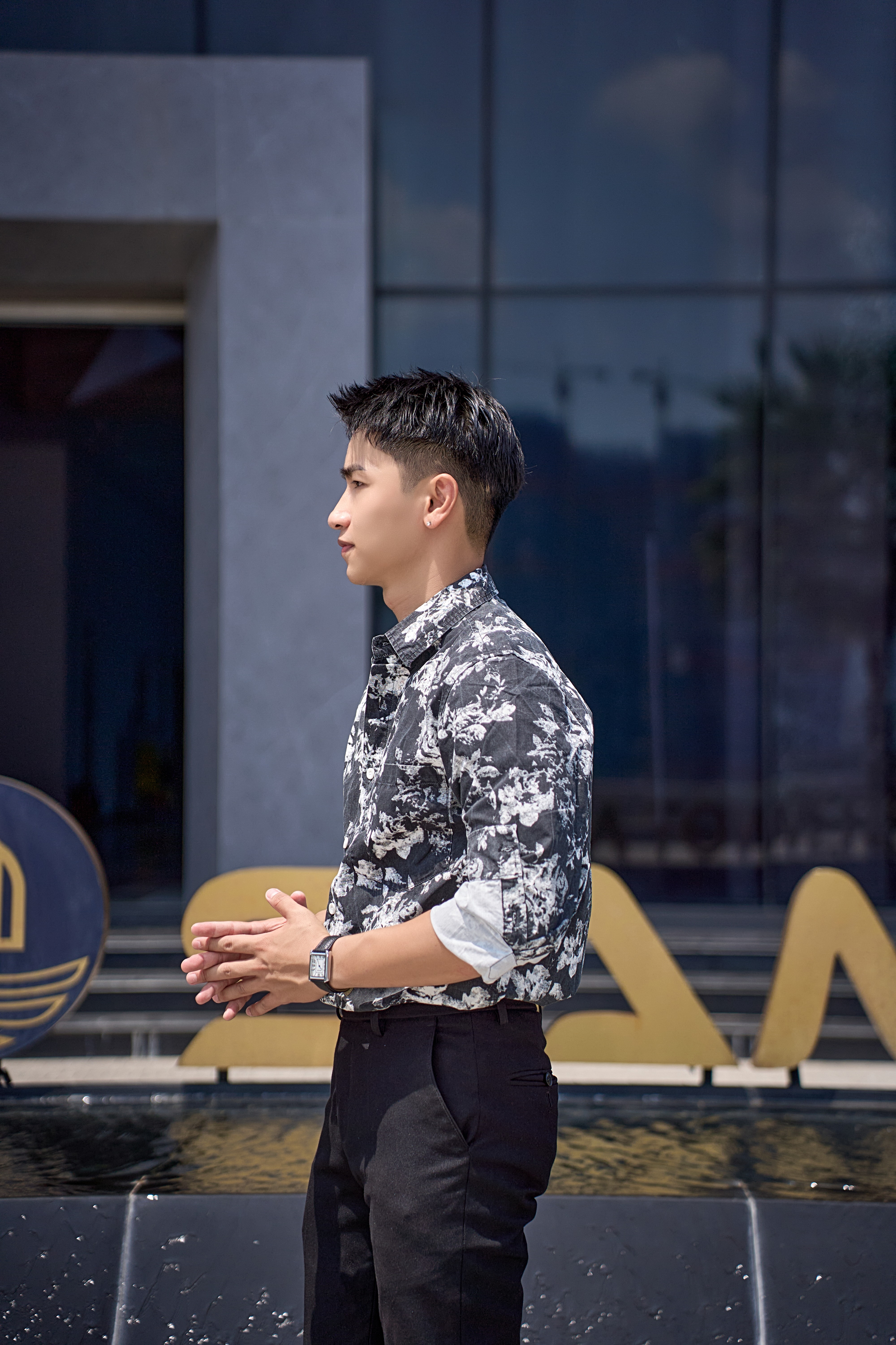 SA109 - Áo Sơ Mi Nam Tay Dài Phong Cách Nhật Bản In Hoa Đen Trắng Thời Trang_thumbnail_9