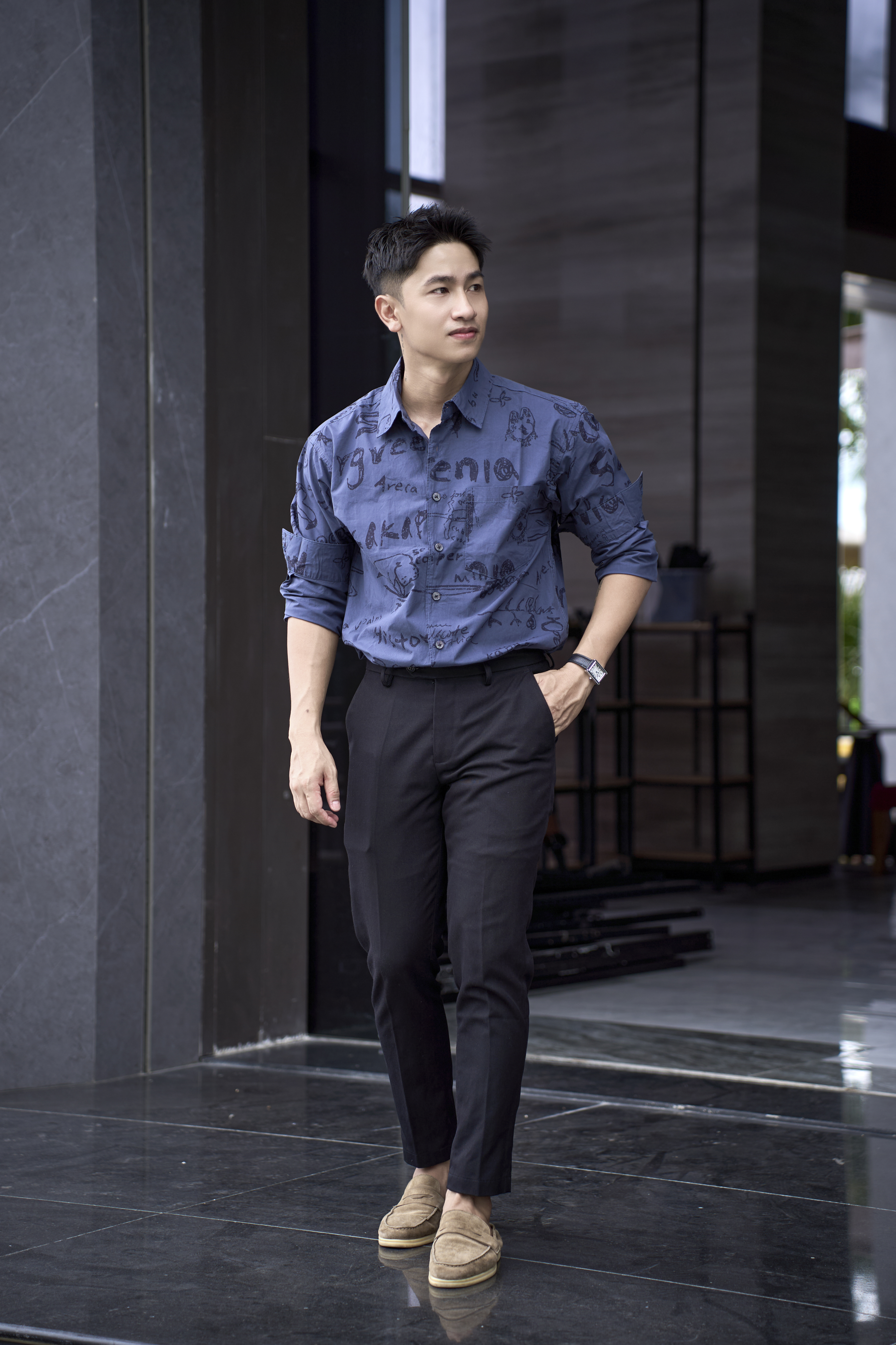 SA116 - Áo sơ mi nam dài tay in họa tiết phong cách Nhật Bản, dáng rộng thoải mái, màu trắng và xanh hoàng gia_thumbnail_10
