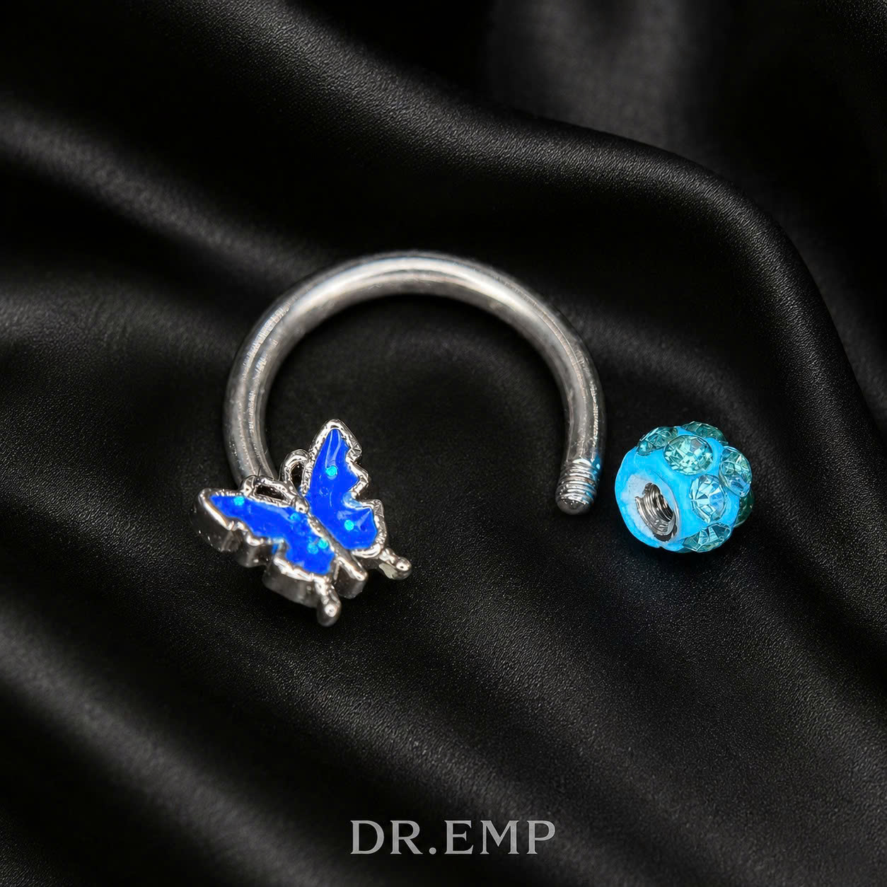 Septum bướm bi xanh biển.