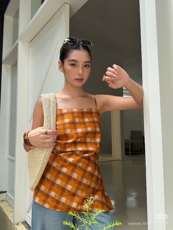 Lucas - Áo 2 dây ngực ngang vải caro xếp rúm 2 bên eo_thumbnail_4