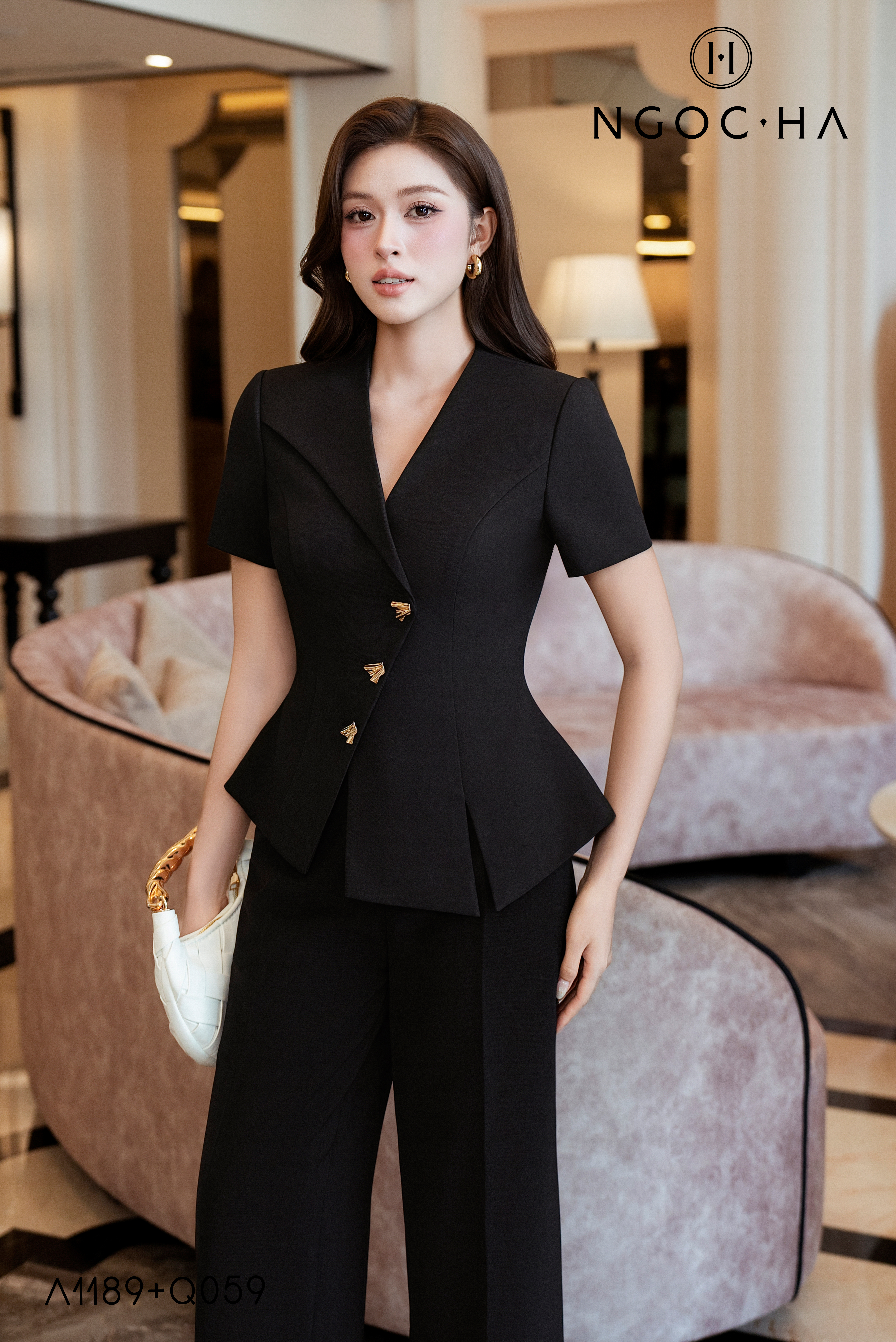 Michela Top_ Áo Vest Vạt Xẻ Tà A1189_thumbnail_2