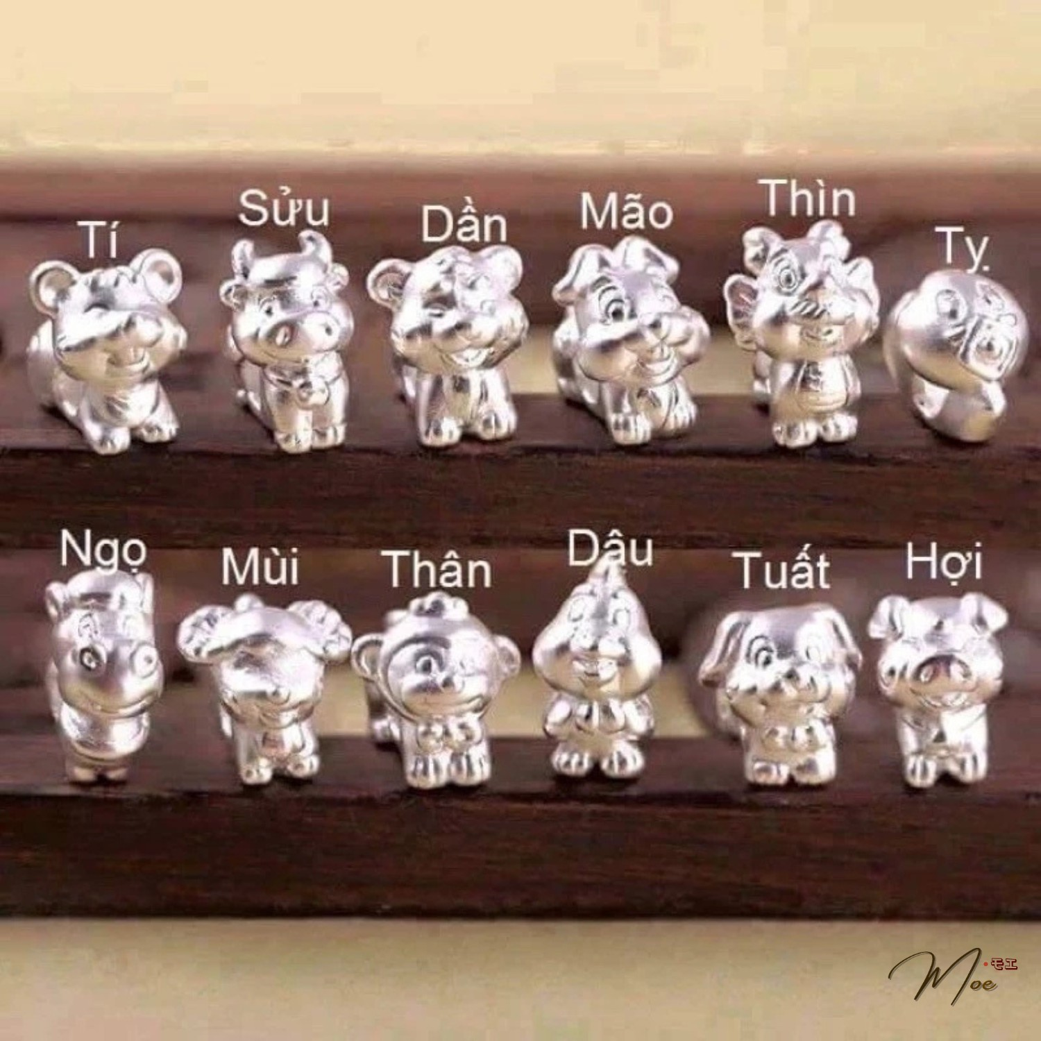 B72 - Vòng dâu tằm hạt trụ mix charm_thumbnail_2
