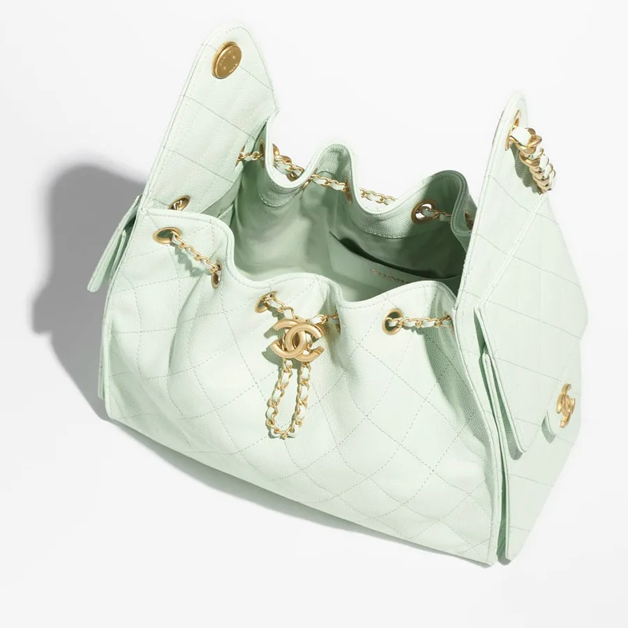 Chanel 25 Small Handbag_thumbnail_2