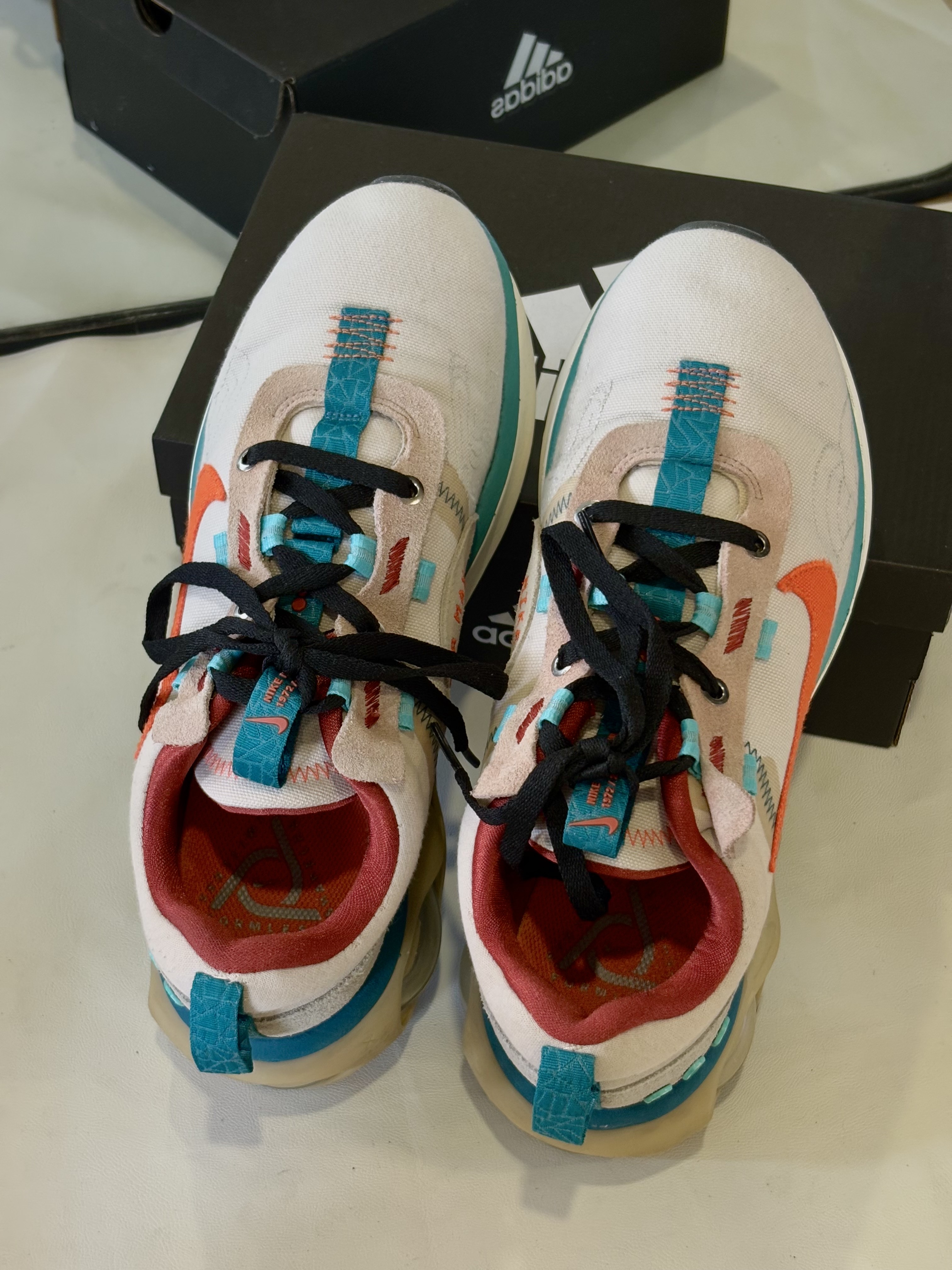 Nike Air Max Dawn DH4656-100
