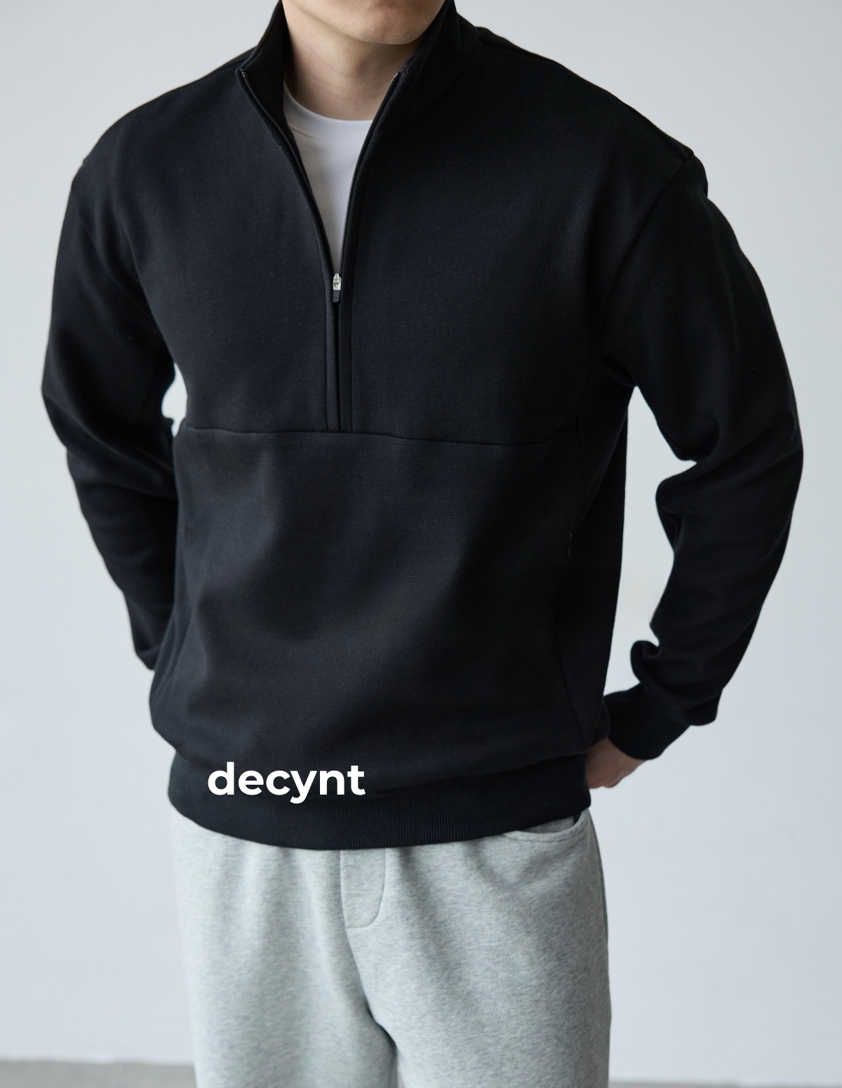 LONG-SLEEVE SWEATSHIRT decynt 001