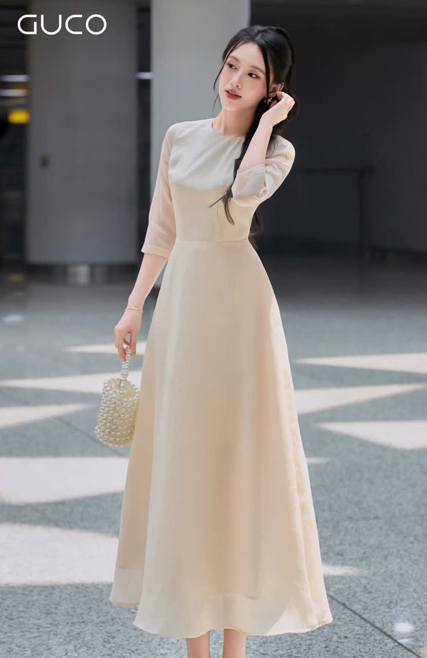 ĐẦM XÒE CỔ TRÒN TAY LỠ - KEM