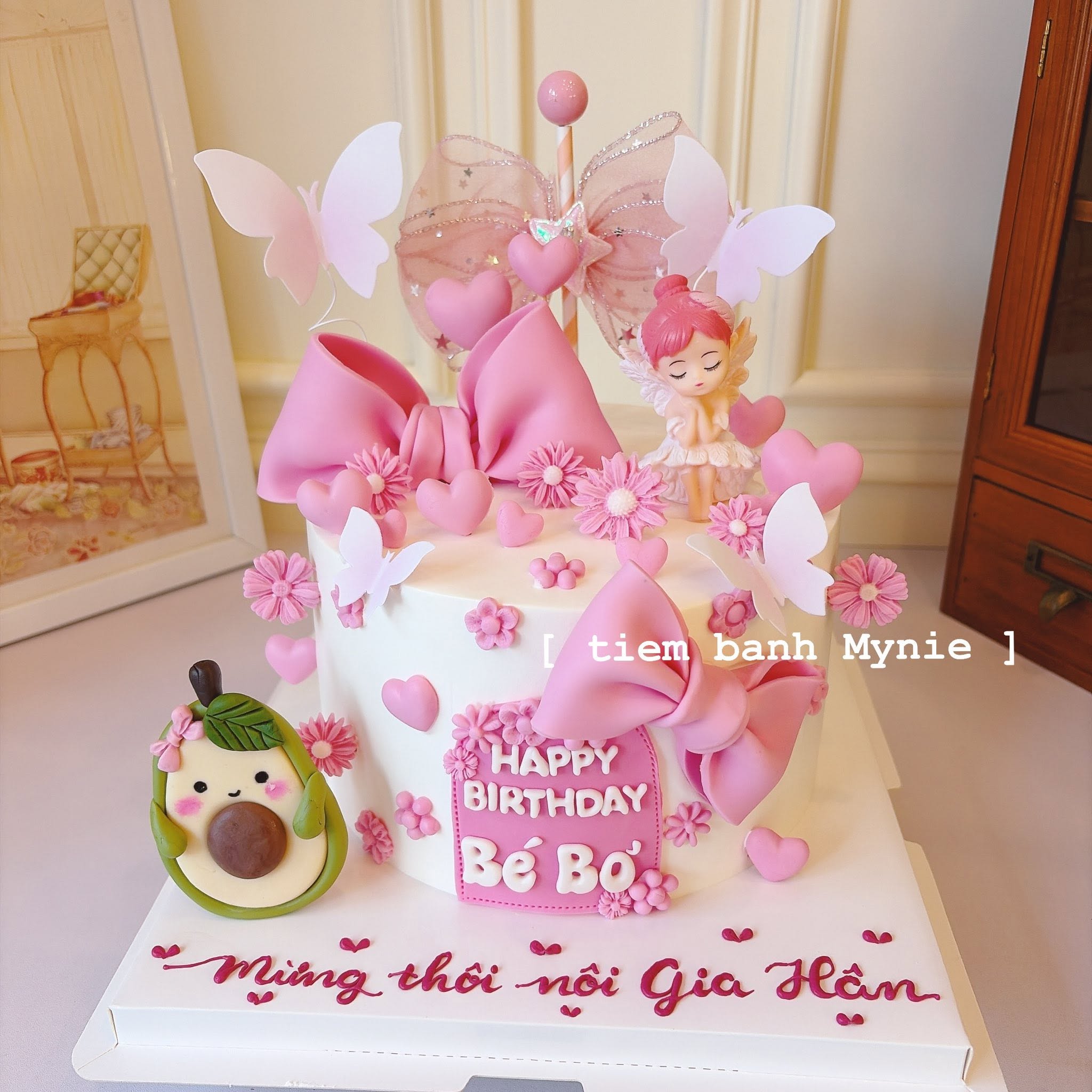 Bánh cho bé gái chủ đề công chúa